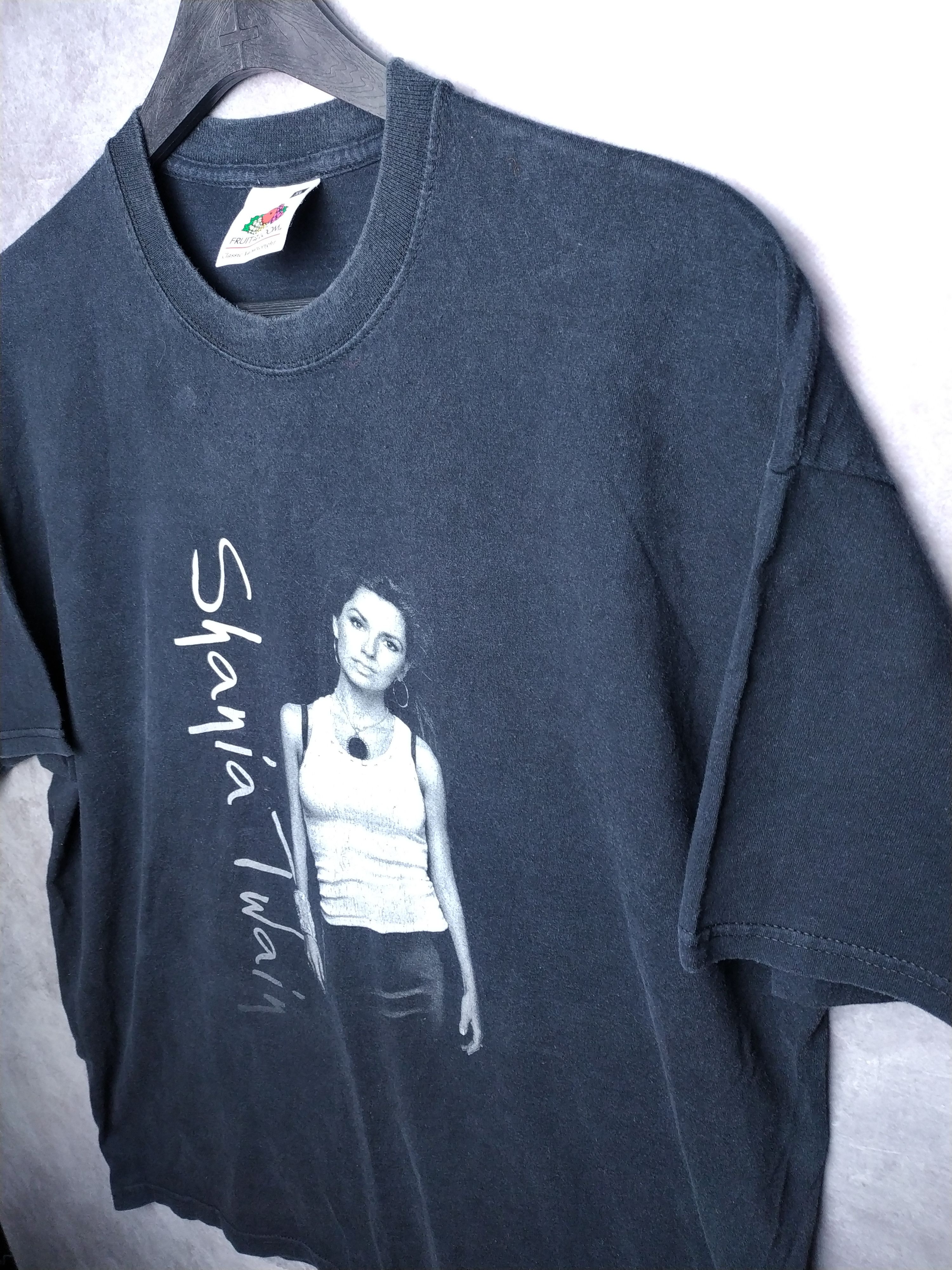 Band Tees Shania Twain Vintage Band Tee Up Tour 2004 Vintage Tshirt Size US XL / EU 56 / 4 - 3 Thumbnail