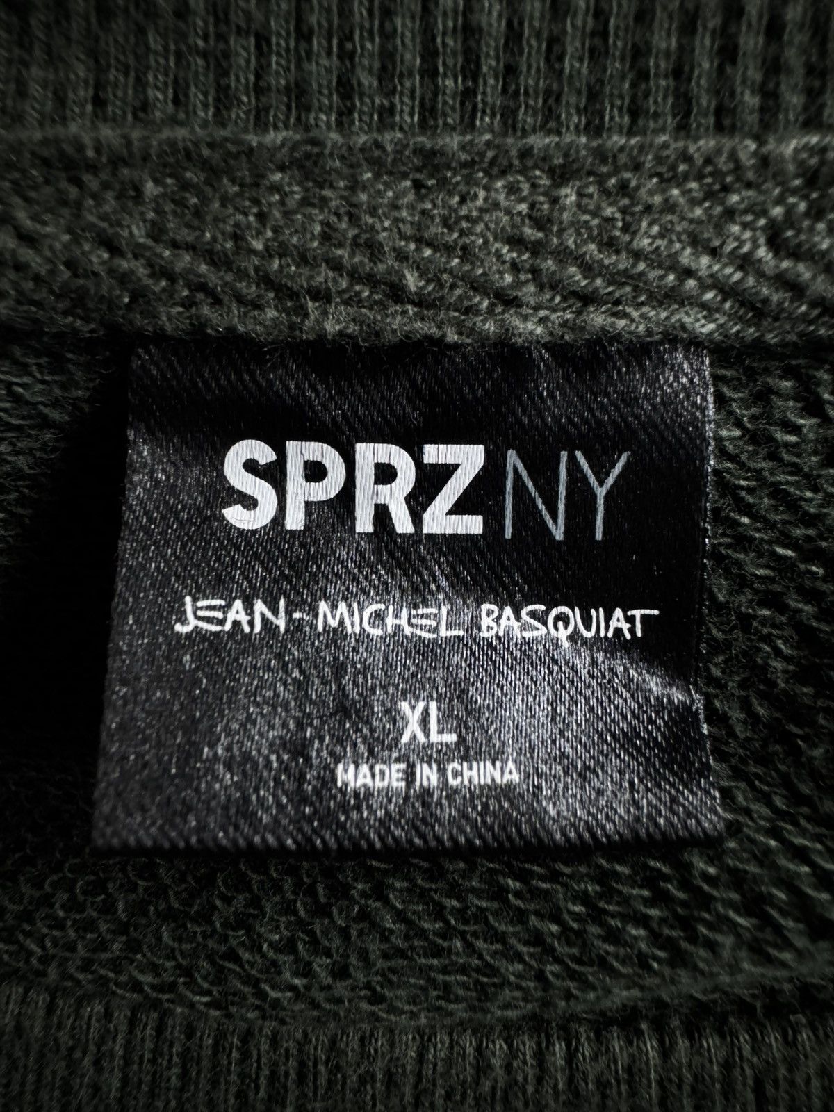 Uniqlo Uniqlo x JEAN MICHEL BASQUAT Size US XL / EU 56 / 4 - 7 Thumbnail