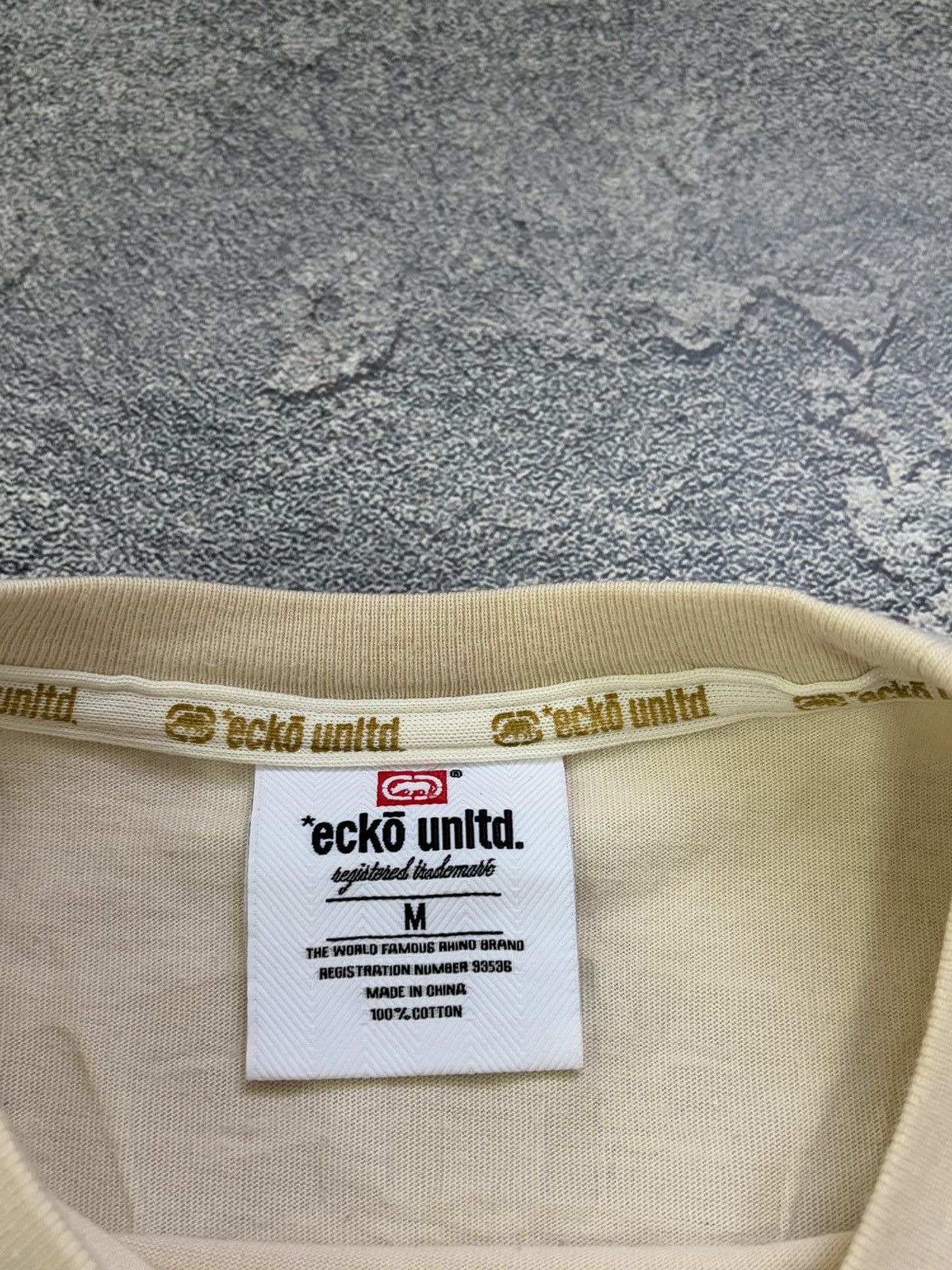 Ecko Unltd. Ecko Unltd Vtg Rhino Graphic T-Shirt Beige Y2K Baggy M Size US M / EU 48-50 / 2 - 4 Thumbnail