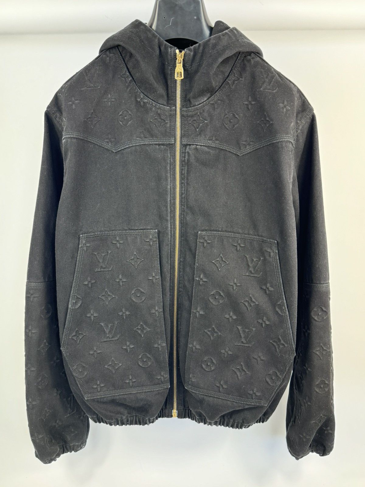 Louis Vuitton MONOGRAM DETAILED ZIP UP DENIM JACKET Size US XL / EU 56 / 4 - 1 Thumbnail