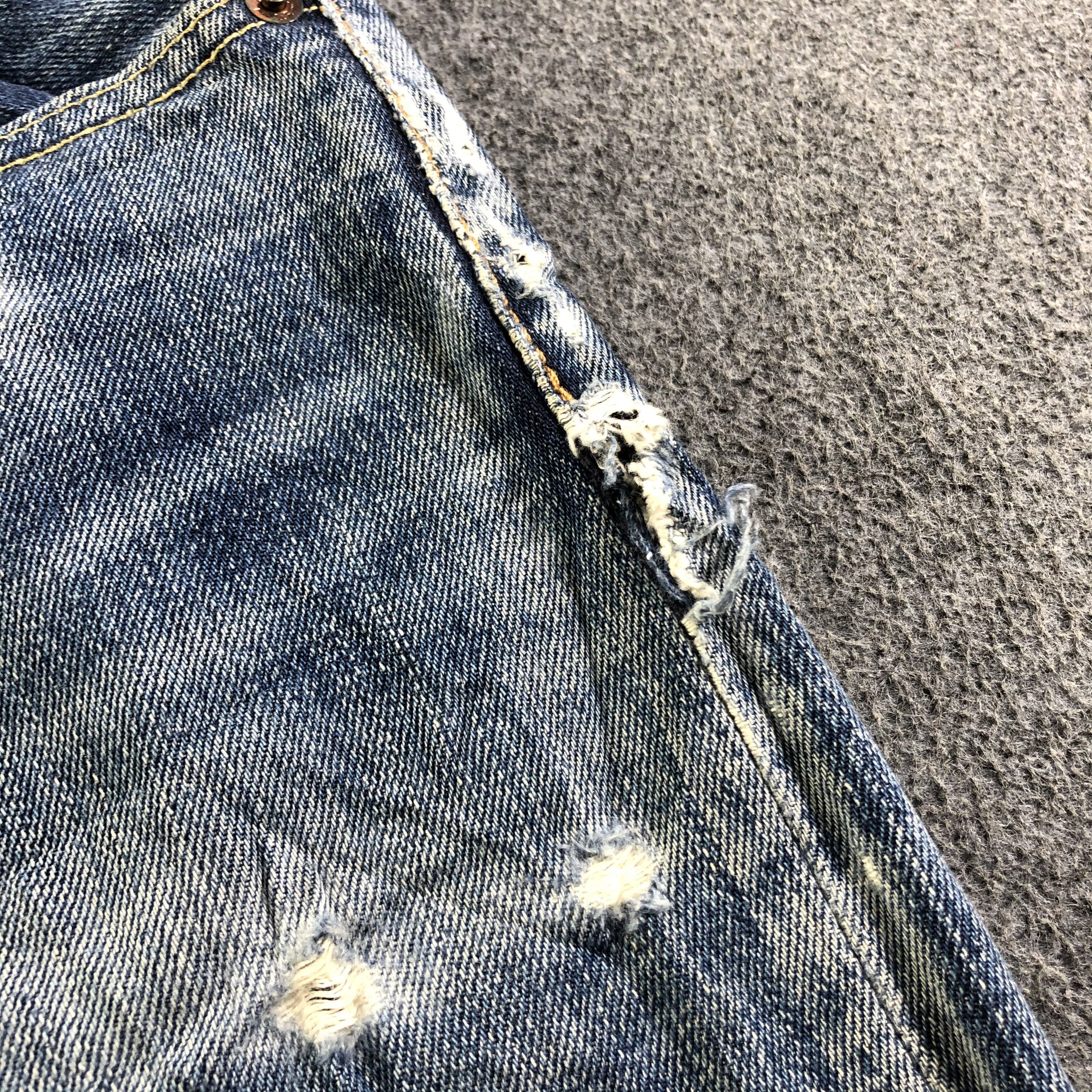 Levi's Vintage Blue Wash Levis 502 Jeans-J3983 Size US 33 - 10 Thumbnail