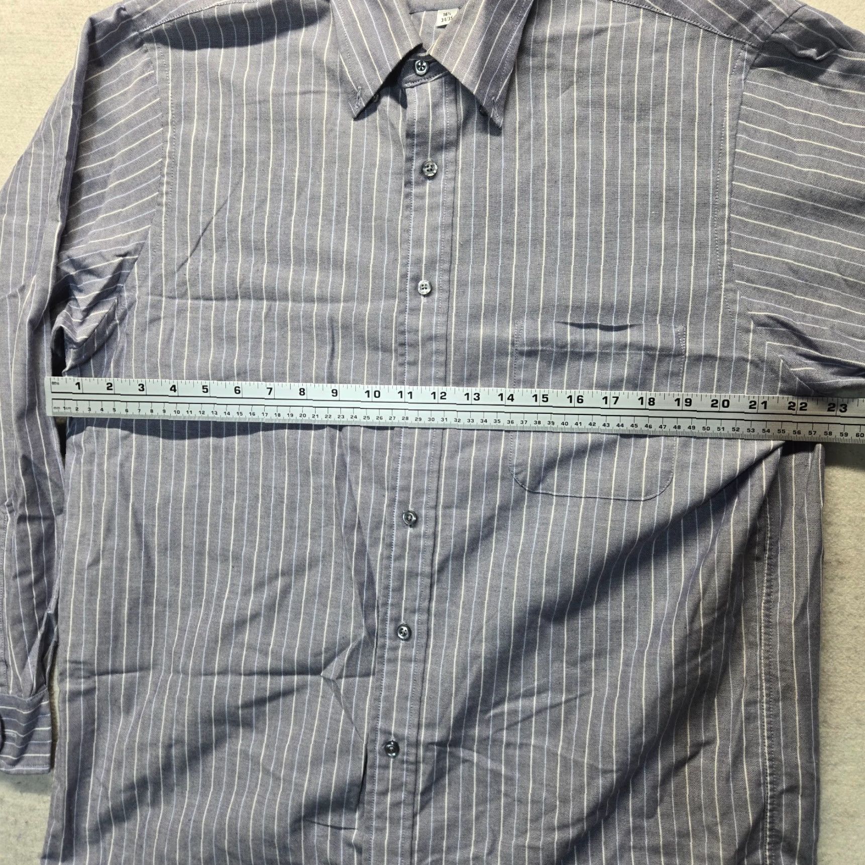 Van Heusen Vintage Van Heusen Blue Striped Dress Shirt Men’s 16.5 Long Sleeve Regular Fit Business Formal Size 42R - 4 Thumbnail
