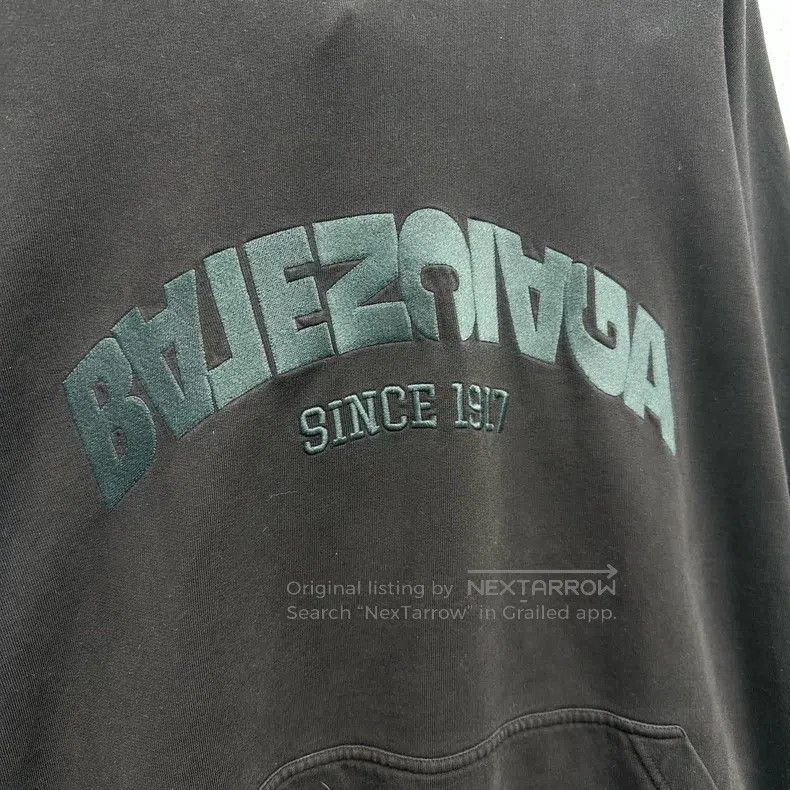 Balenciaga Balenciaga Black Brown Inverted LOGO Embroidered Hoodie Size US S / EU 44-46 / 1 - 3 Thumbnail
