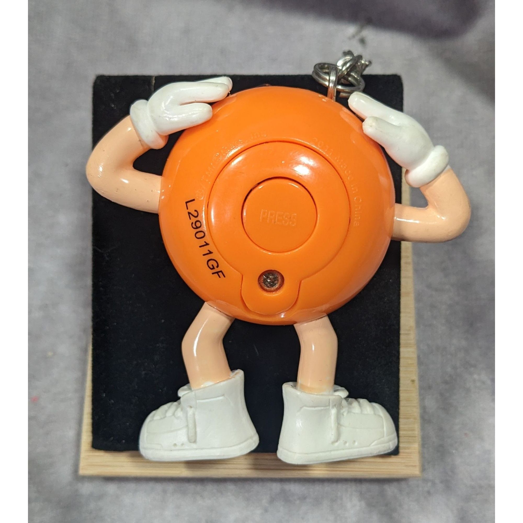Other Orange M&M 2011 Figural Keychain Flashlight Size ONE SIZE - 6 Thumbnail
