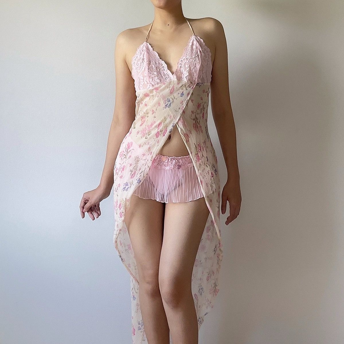 Victoria's Secret Victoria’s Secret Pink Floral Silk Halter Dress (M) Size M / US 6-8 / IT 42-44 - 8 Thumbnail