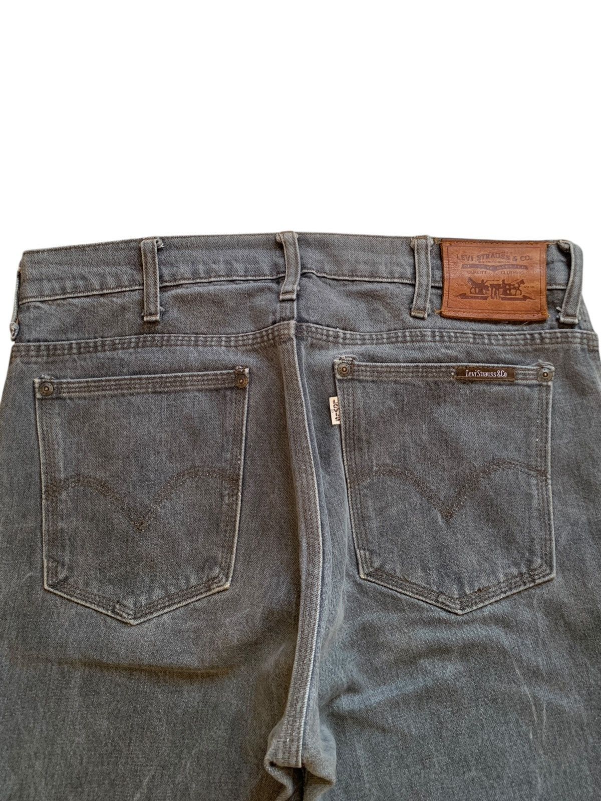 Levi's Vintage 90s Levis White Tag Frayed Hem Classic Baggy Jeans Size US 32 / EU 48 - 8 Thumbnail