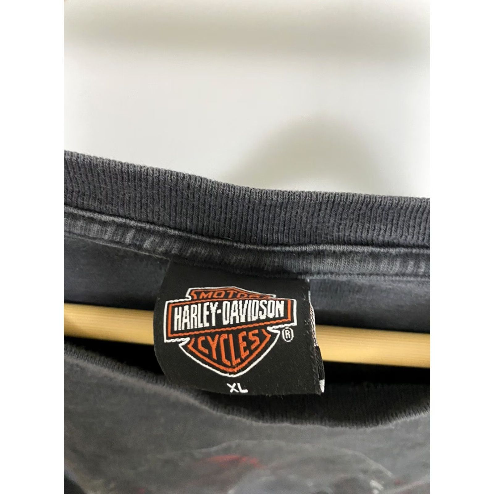 Harley Davidson VTG Harley-Davidson Gothic Flame Sword Shield Long Sleeve T-Shirt Black XL Mens Size US XL / EU 56 / 4 - 5 Thumbnail