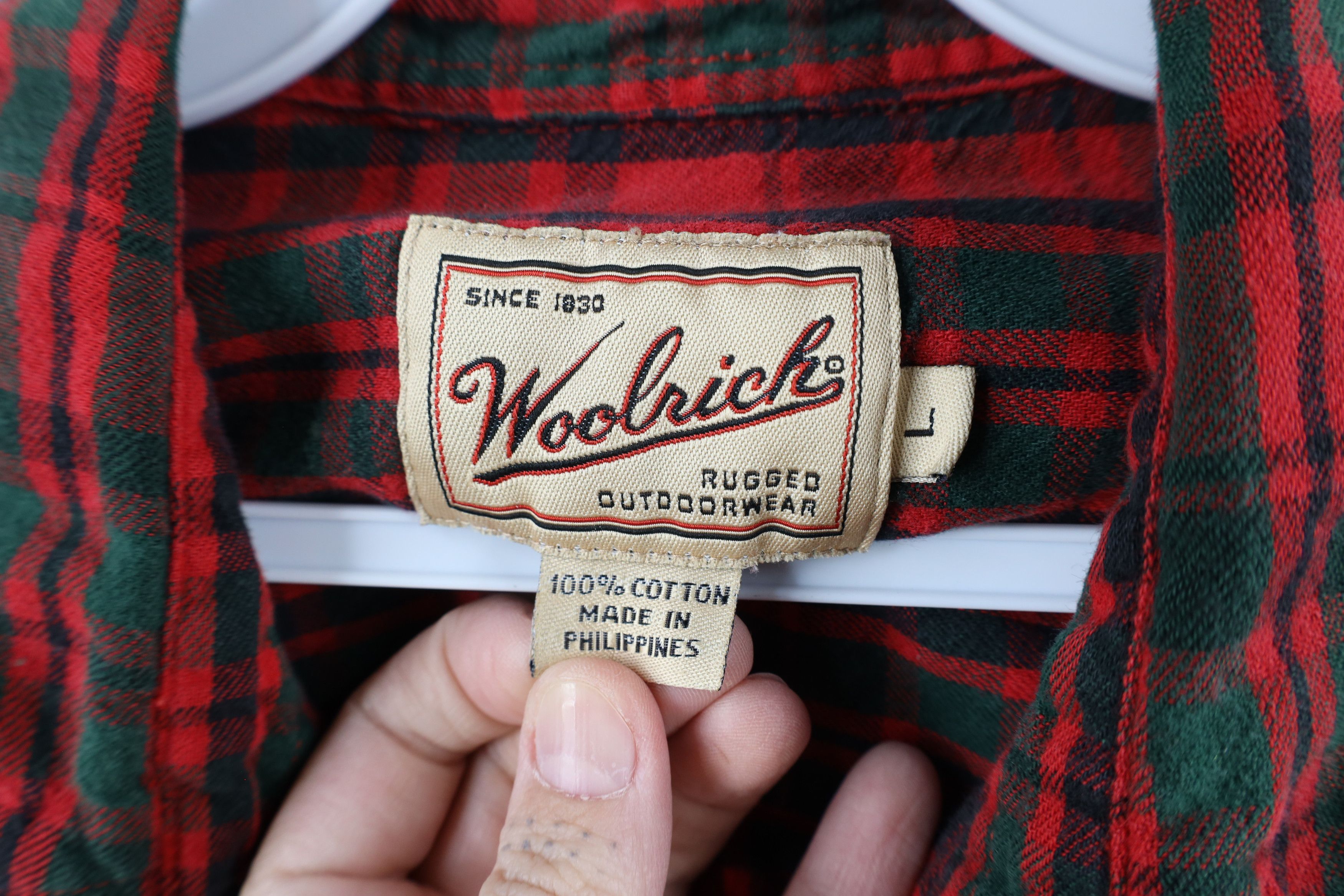 Vintage × Woolrich Woolen Mills Vintage 90s Woolrich Collared Flannel Button Shirt Red Plaid Size US L / EU 52-54 / 3 - 6 Thumbnail