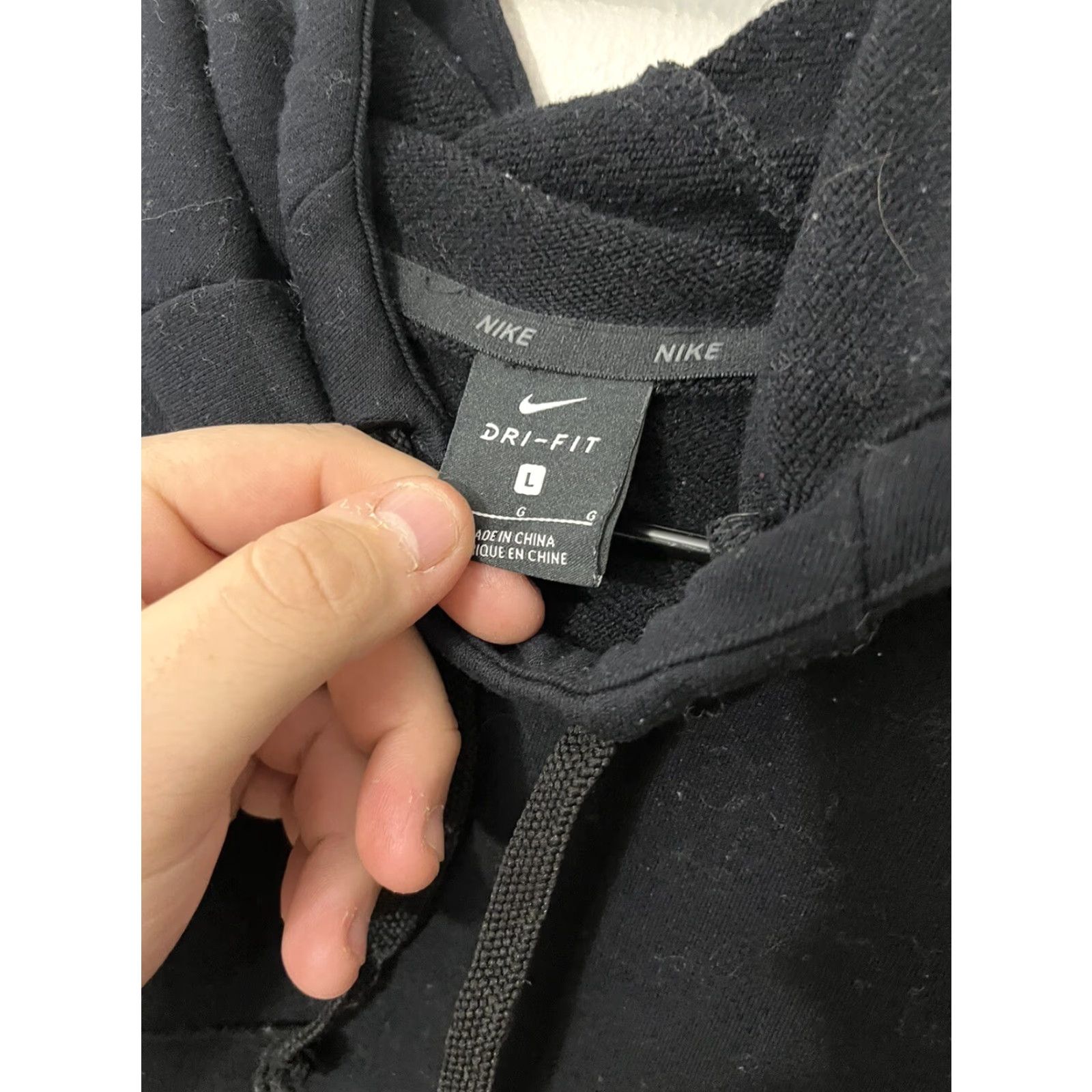 Nike VINTAGE Nike Dri-Fit Linear Swoosh Logo Sweatshirt Hoodie Adult Large Black White Mens Size US L / EU 52-54 / 3 - 3 Thumbnail