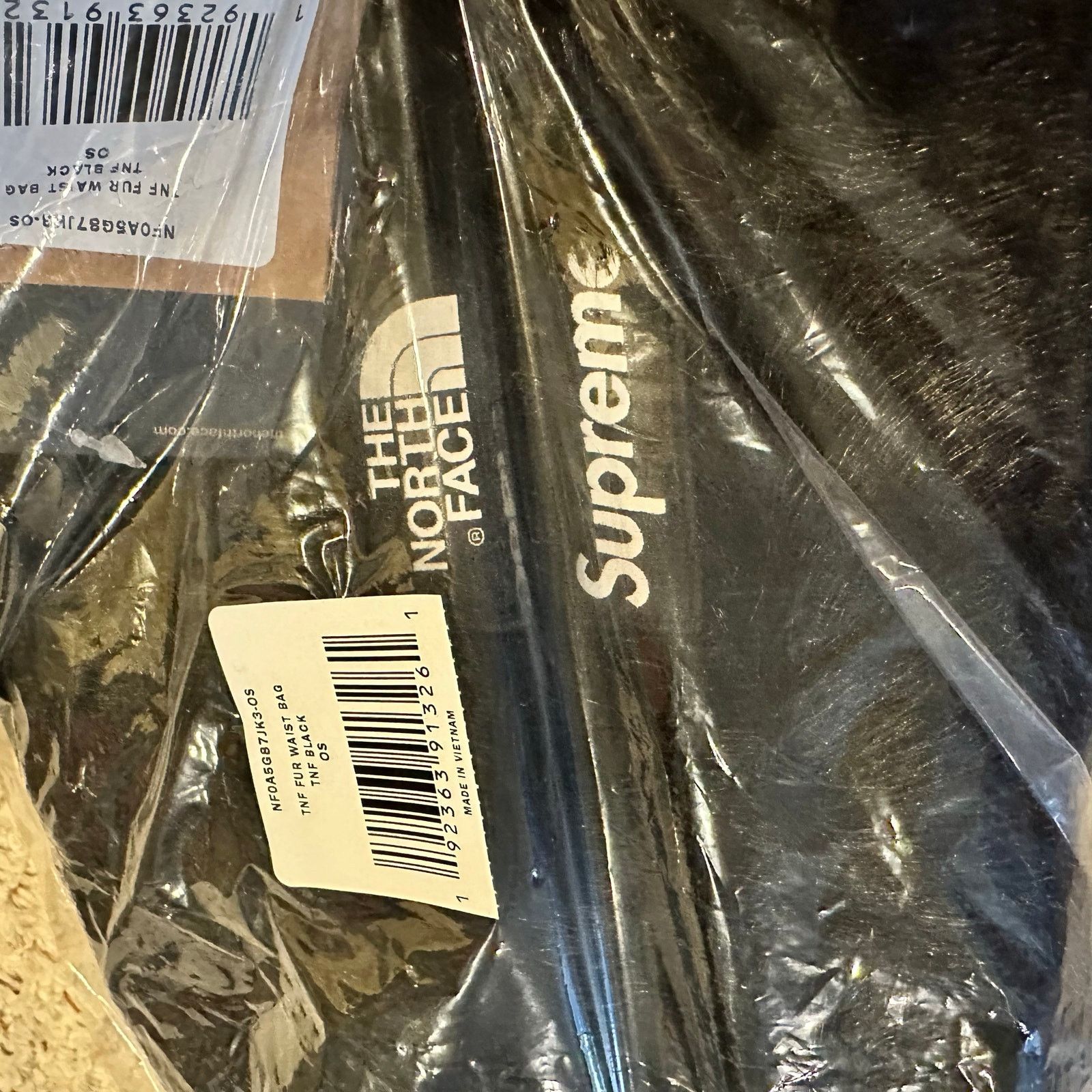 Supreme Supreme The North Face Faux Fur Waist Bag Black Fanny Pack Size ONE SIZE - 8 Thumbnail