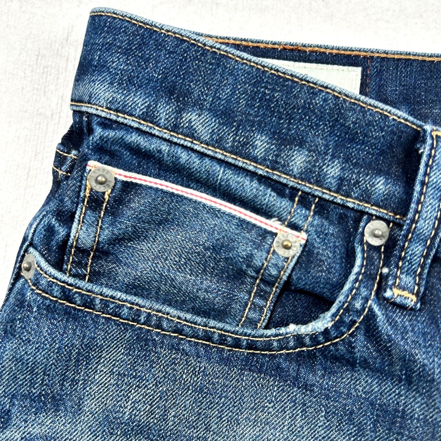 Lucky Brand VINTAGE Yellowstone x Lucky Brand Jeans Mens 33x32 Selvedge Denim 363 Straight Jeans 34 32 Blue 100% Cotton Denim Regular Relaxed Mid Rise Mens Shoes? Size US 34 / EU 50 - 7 Thumbnail