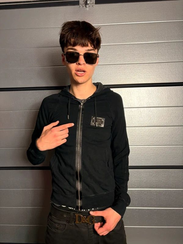 Dolce & Gabbana Vintage Dolce & Gabbana Hoodie: Black Full-Zip Hooded Jacket Size US S / EU 44-46 / 1 - 2 Thumbnail