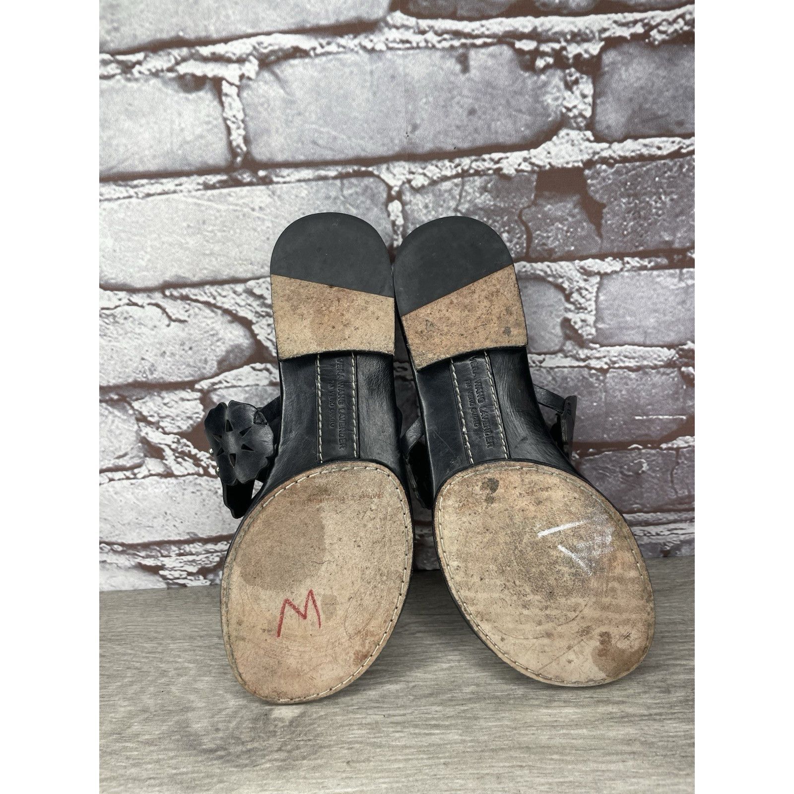 Vera Wang Vera Wang Lavender Label Black Leather Slides Thong Sandals Size US 6 / IT 36 - 22 Thumbnail