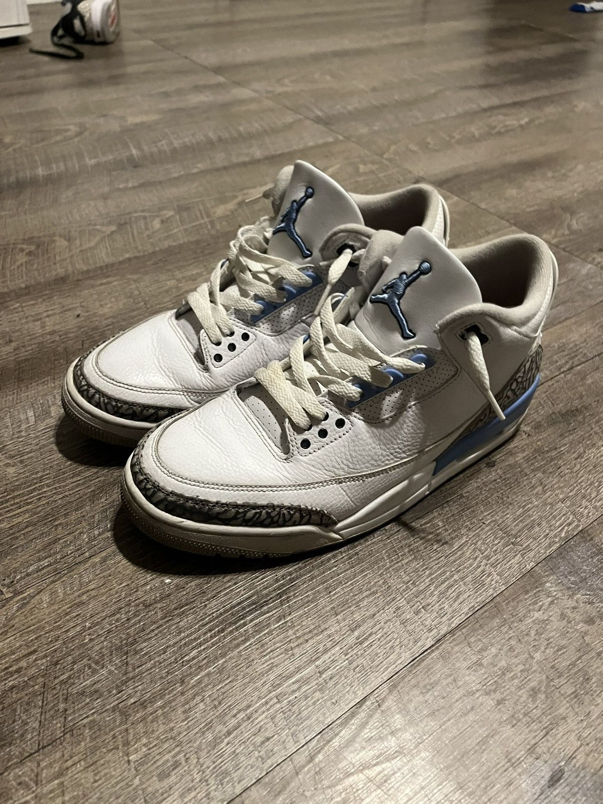 Jordan Brand Jordan 3 Retro UNC Men’s Size US 10.5 / EU 43-44 - 1 Thumbnail