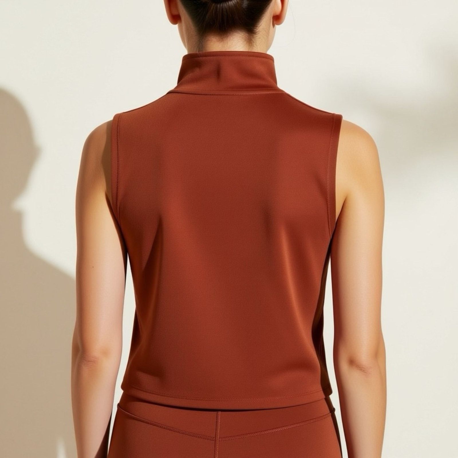 Kenneth Cole NWT Kenneth Cole Women’s XL Russet Sleeveless Zip Top Collar Size XL / US 12-14 / IT 48-50 - 2 Thumbnail