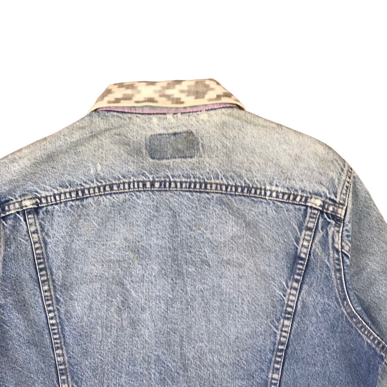 Levi's Vintage Levis Denim Trucker Jacket Aztec Collar Size US M / EU 48-50 / 2 - 10 Thumbnail