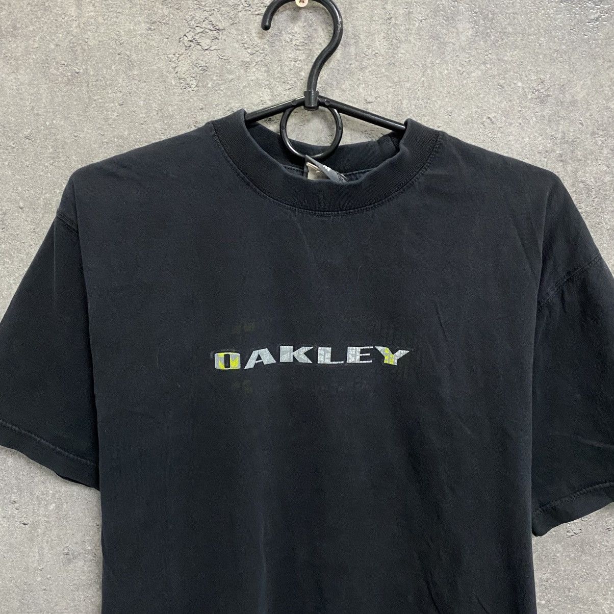 Oakley Vintage Oakley T-Shirt Software Big Logo Japanese Outdoor Size US M / EU 48-50 / 2 - 6 Thumbnail