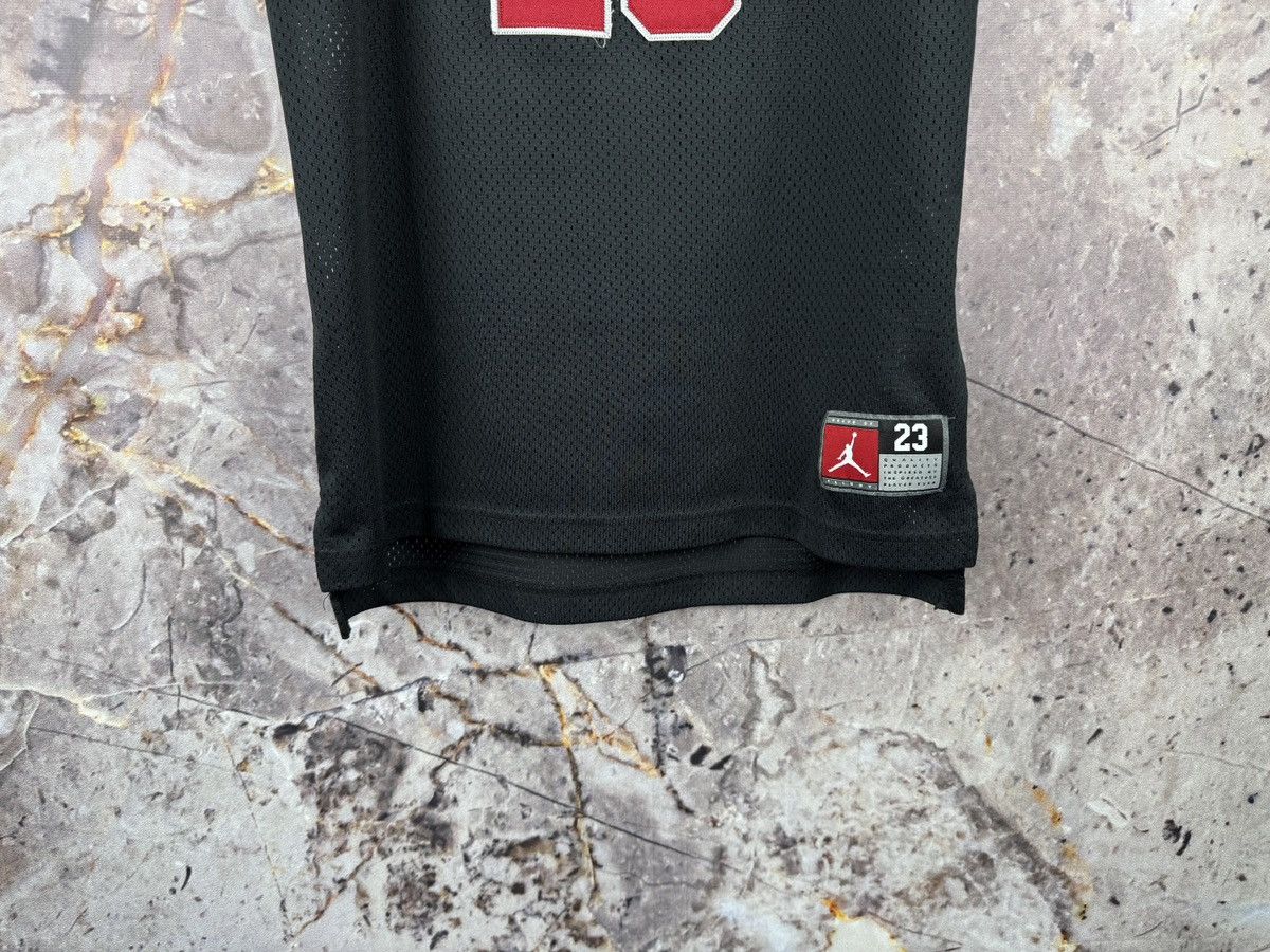 Jordan Brand Jordan 23 Basketball Jersey Chicago Bulls Size 12-13 YRS Size US XXS / EU 40 - 4 Thumbnail