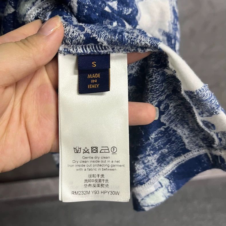 Louis Vuitton Louis Vuitton Blue graphic jacquard knit full print crew n Size US S / EU 44-46 / 1 - 4 Thumbnail