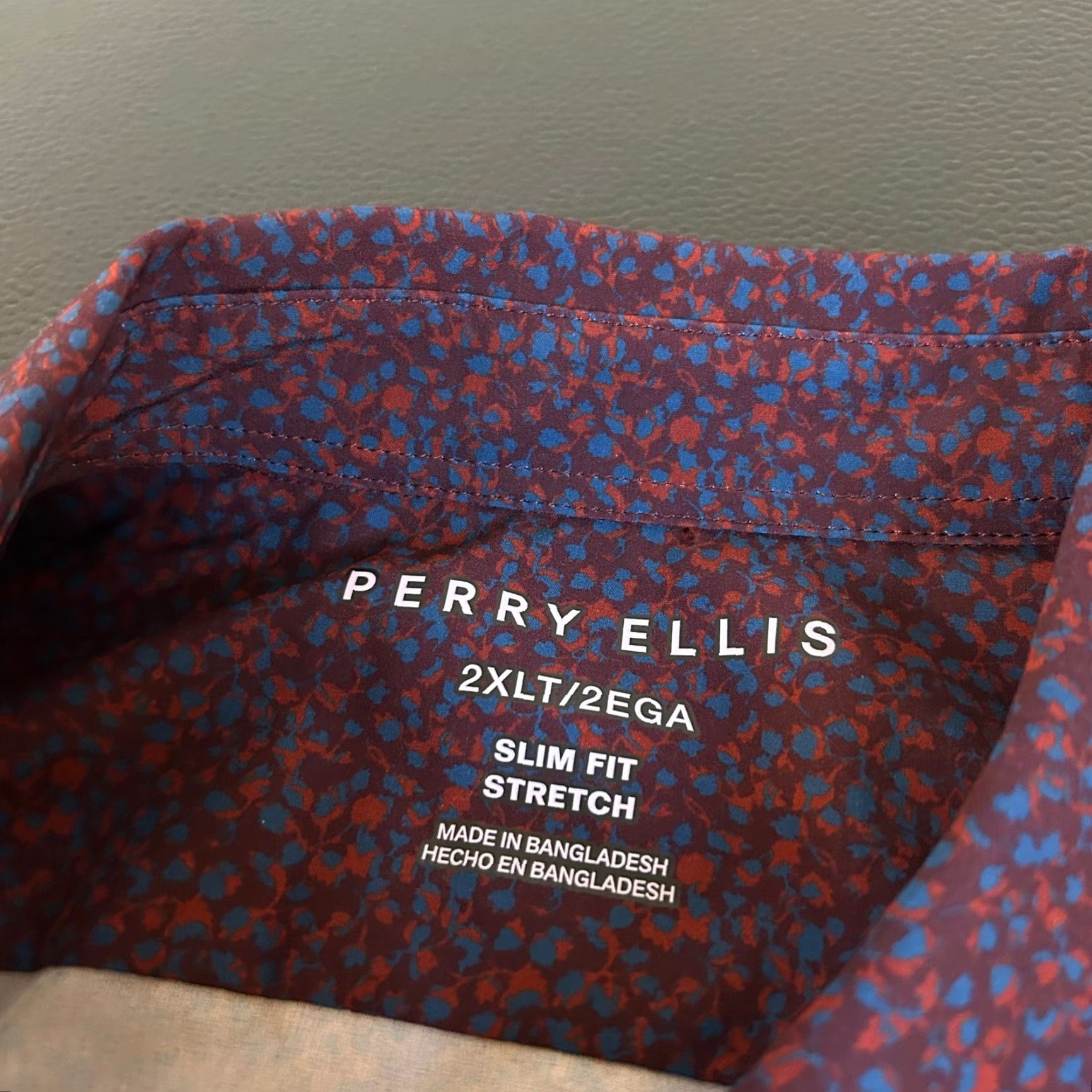 Perry Ellis Perry Ellis Button-Up Shirt Slim Fit Floral 2XLT Men Red Blue NWT Wrinkle Resistant Stretch Long Sleeve Casual Business Party/Cocktail Shirt Size US XXL / EU 58 / 5 - 3 Thumbnail