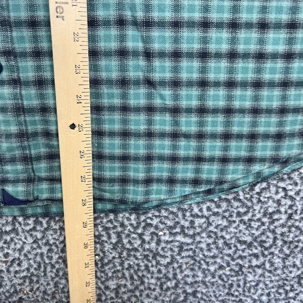 UNTUCKit UNTUCKit Calder Button Down Shirt XL RegularFit PlaidFlannel Size US XL / EU 56 / 4 - 5 Thumbnail