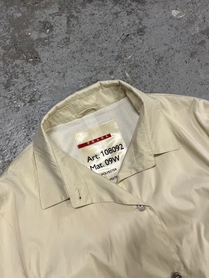 Prada 2000s Prada Cream White Buttoned Jacket Size US S / EU 44-46 / 1 - 4 Thumbnail