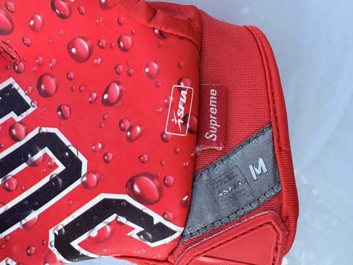 Supreme Supreme Nike Football Gloves Size ONE SIZE - 4 Thumbnail