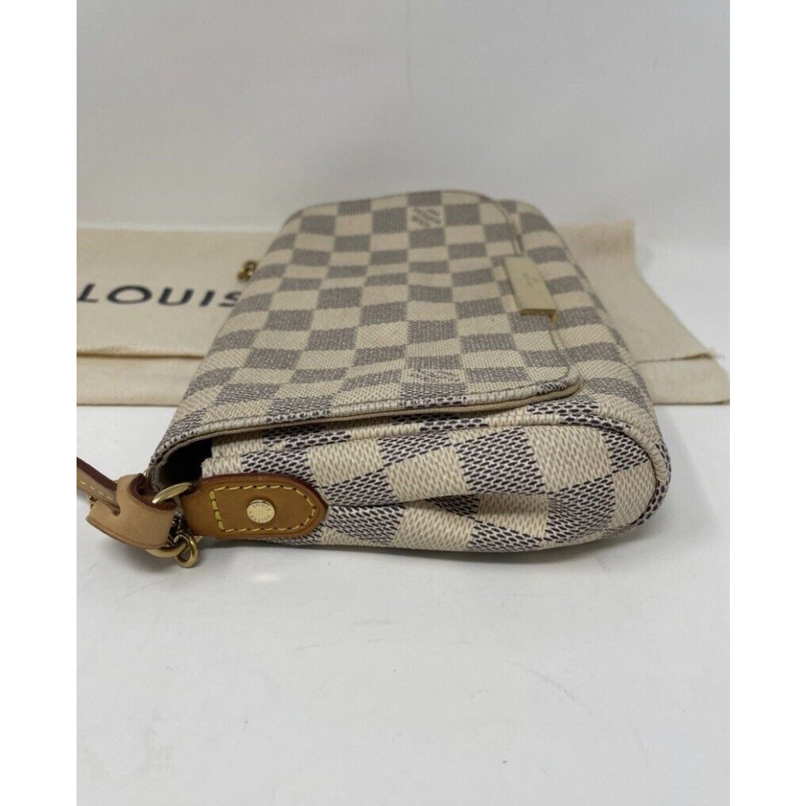Louis Vuitton Louis Vuitton Favorite PM Damier Azur Shoulder Crossbody Size ONE SIZE - 8 Thumbnail