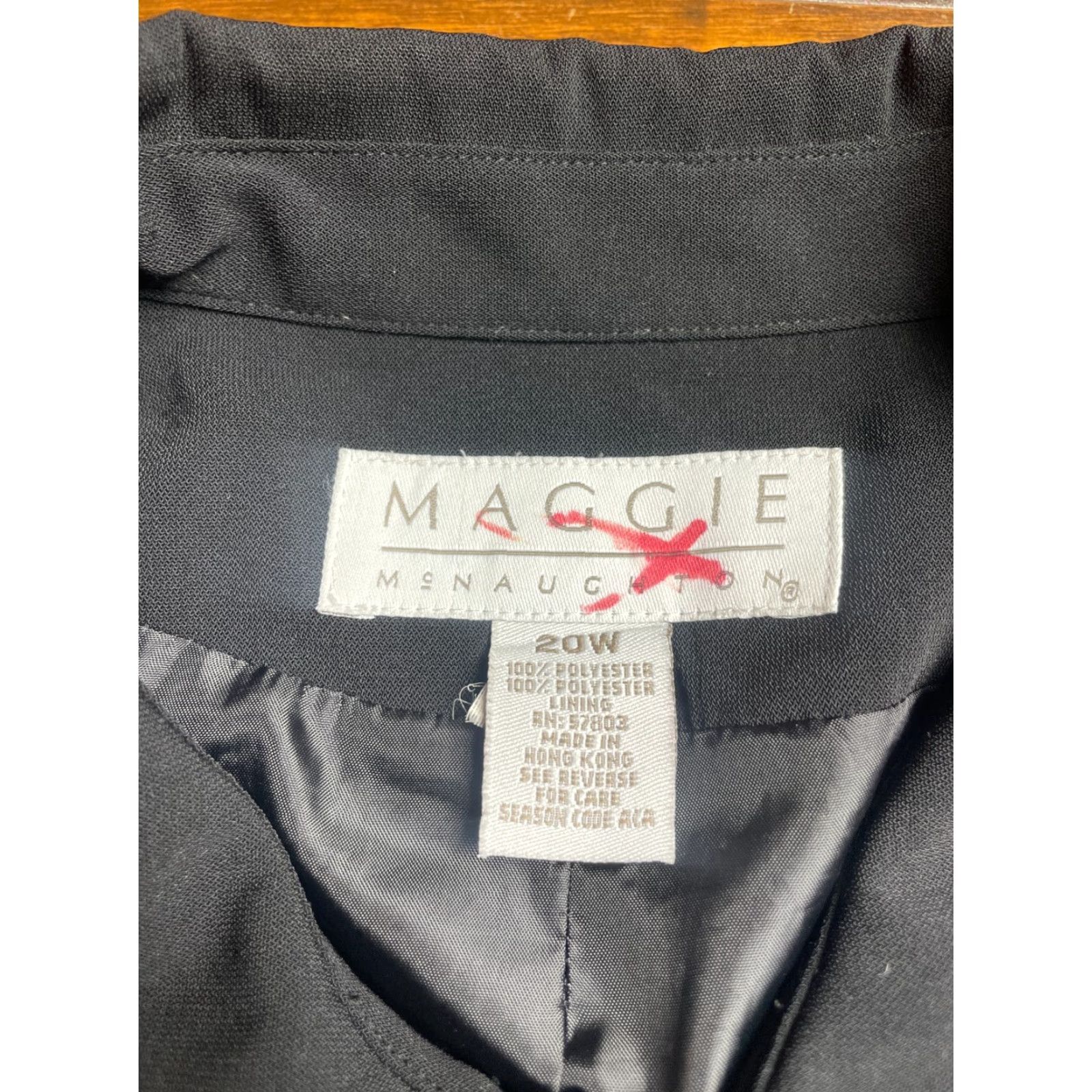 Vintage Maggie McNaughton Jacket Women's Plus Size 20W Black Shoulder Pads Full Zip Shirt Womens 20W Black Shoulder Pads Full Zip Size 3XL / US 20-22 - 2 Thumbnail