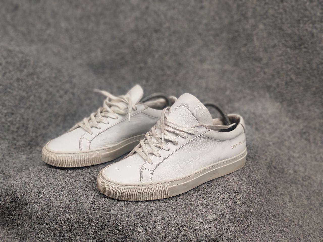 Common Projects Common Projects Achilles Low White Leather Lace Up Sneakers Size US 9 / IT 39 - 10 Thumbnail