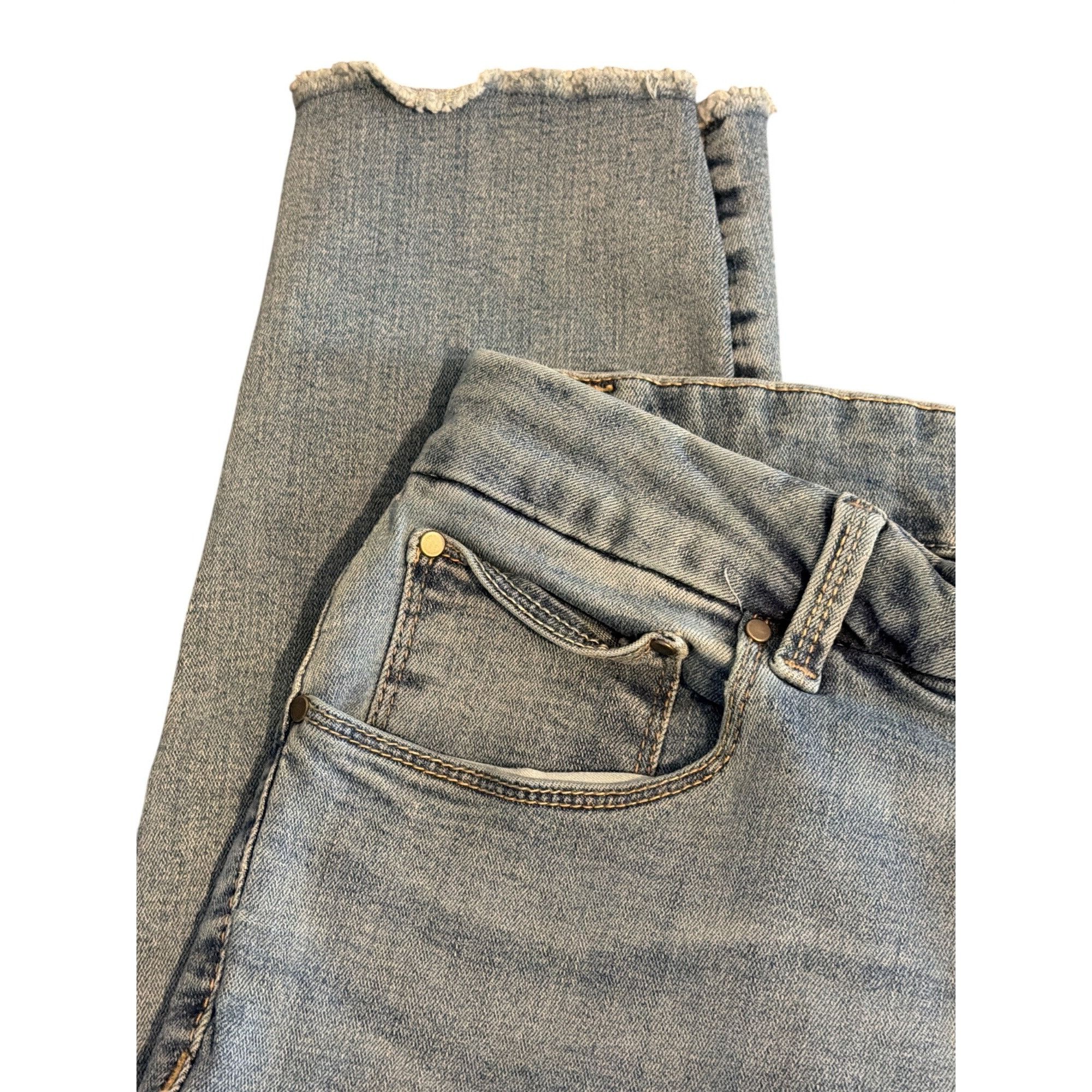 Other Time Tru High Rise Denim Jeans Light Wash Raw Hem 5 Pocket S Size 38" / US 16 / IT 52 - 2 Thumbnail