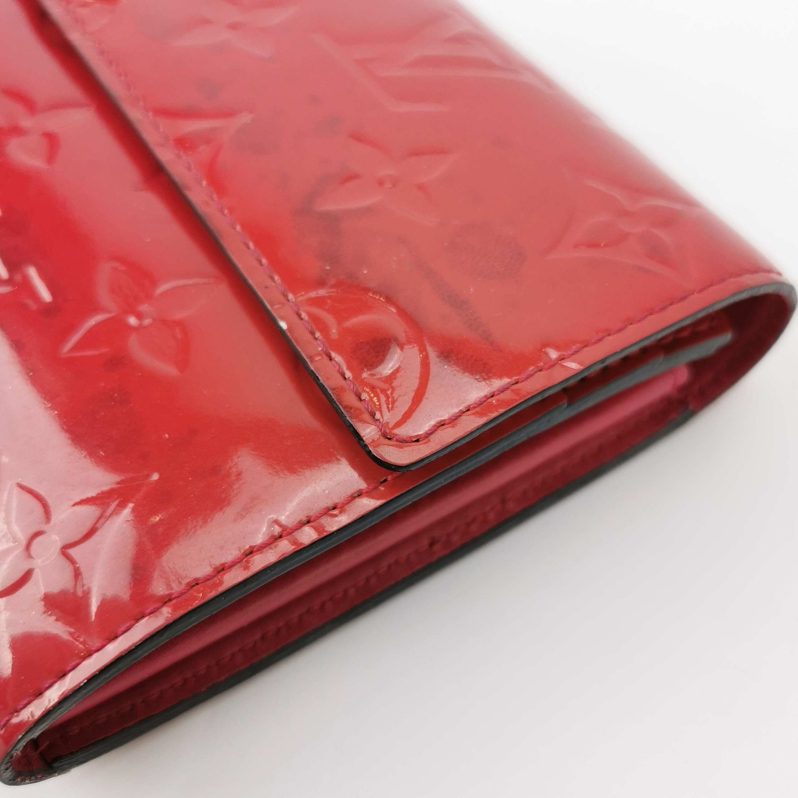 Louis Vuitton Louis Vuitton (LV) Patent leather embossed monogram long wa Size ONE SIZE - 7 Thumbnail