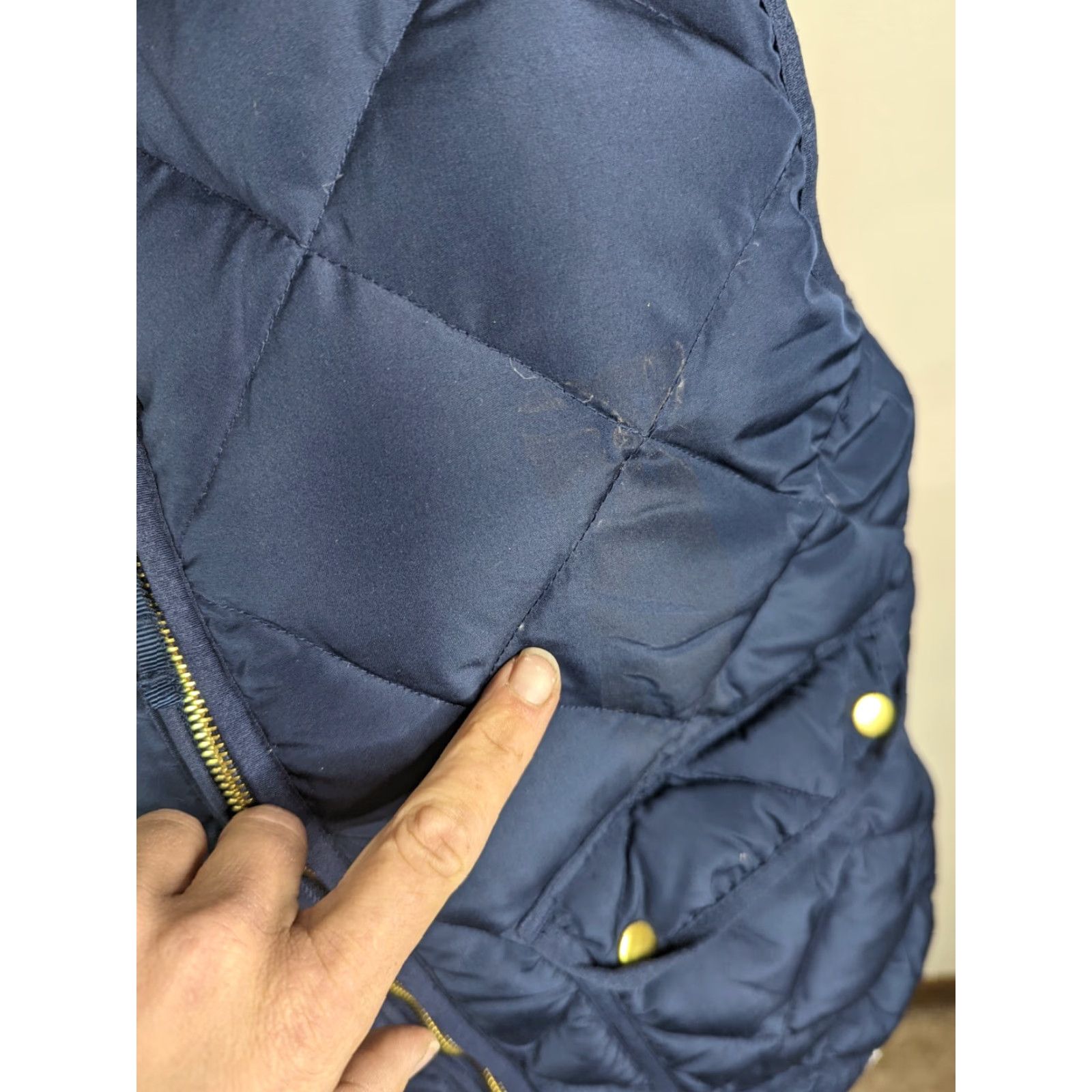 Vintage VINTAGE Woolrich Women's Medium Goose Down Puffer Vest Blue Snaps Quilted Jacket Coat Size M / US 6-8 / IT 42-44 - 7 Thumbnail