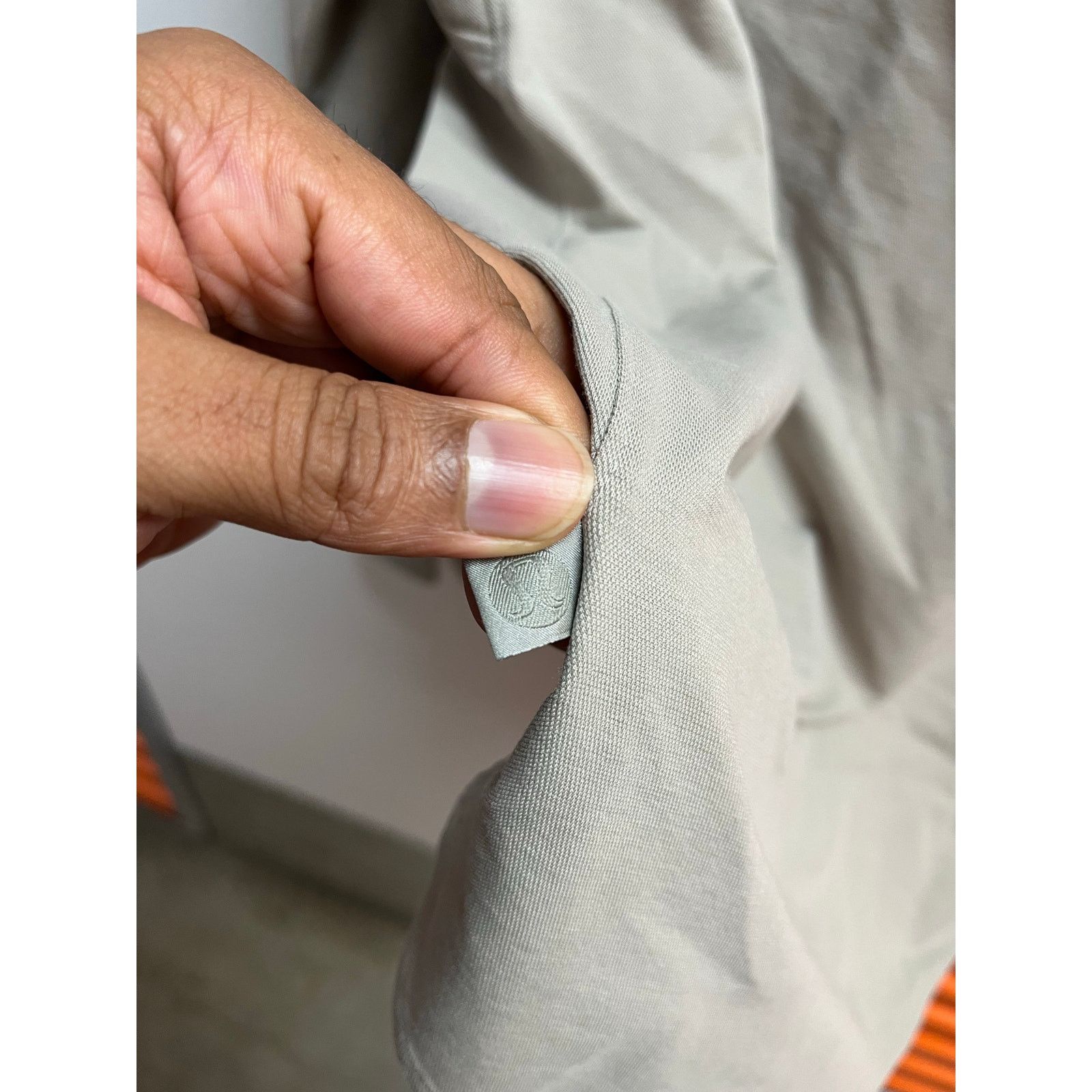 Lululemon Lululemon - Commission Long Sleeve / L / Khaki Size US L / EU 52-54 / 3 - 6 Thumbnail
