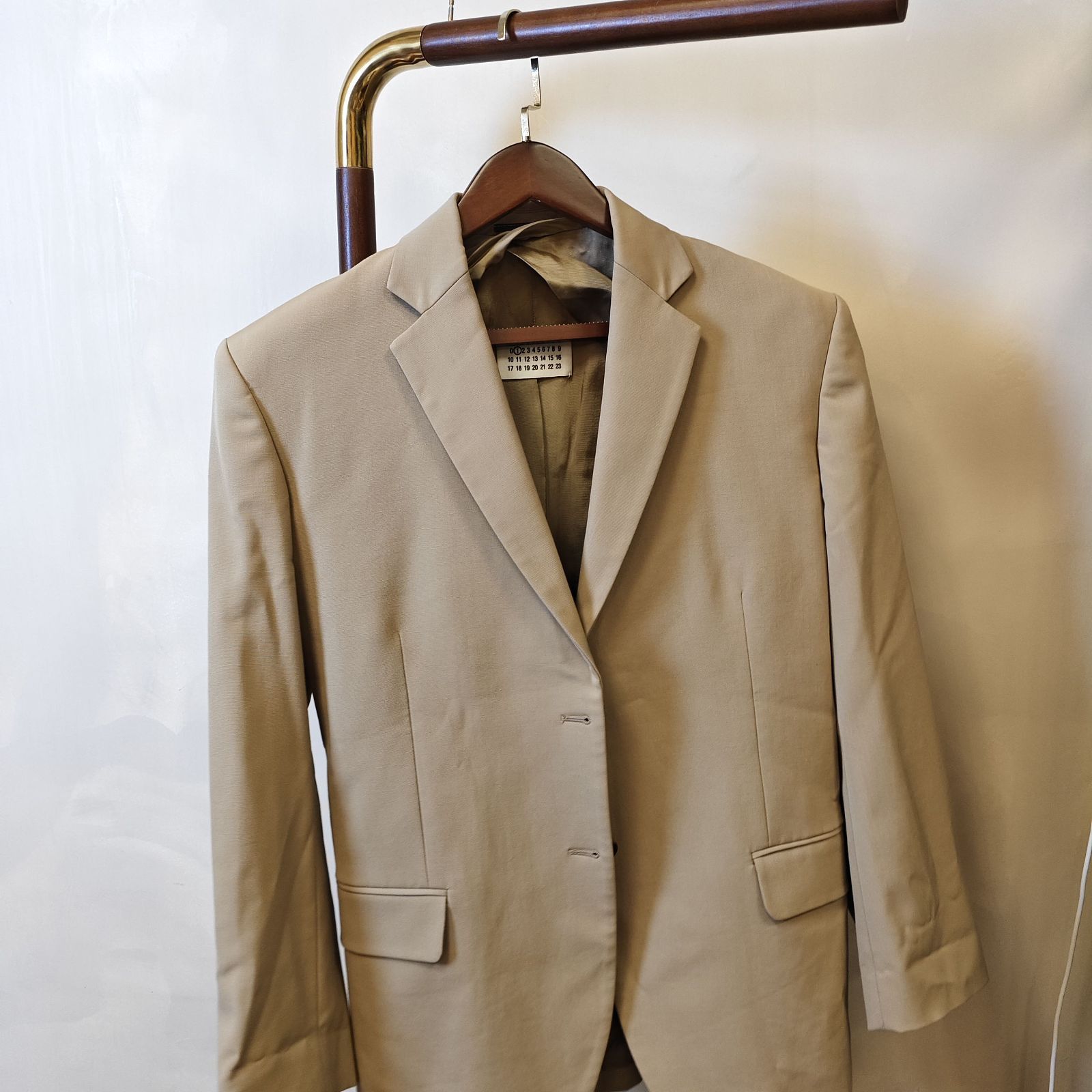 Maison Margiela Maison Margiela Beige Single-Breasted Blazer Size 36 Size XS / US 0-2 / IT 36-38 - 1 Thumbnail