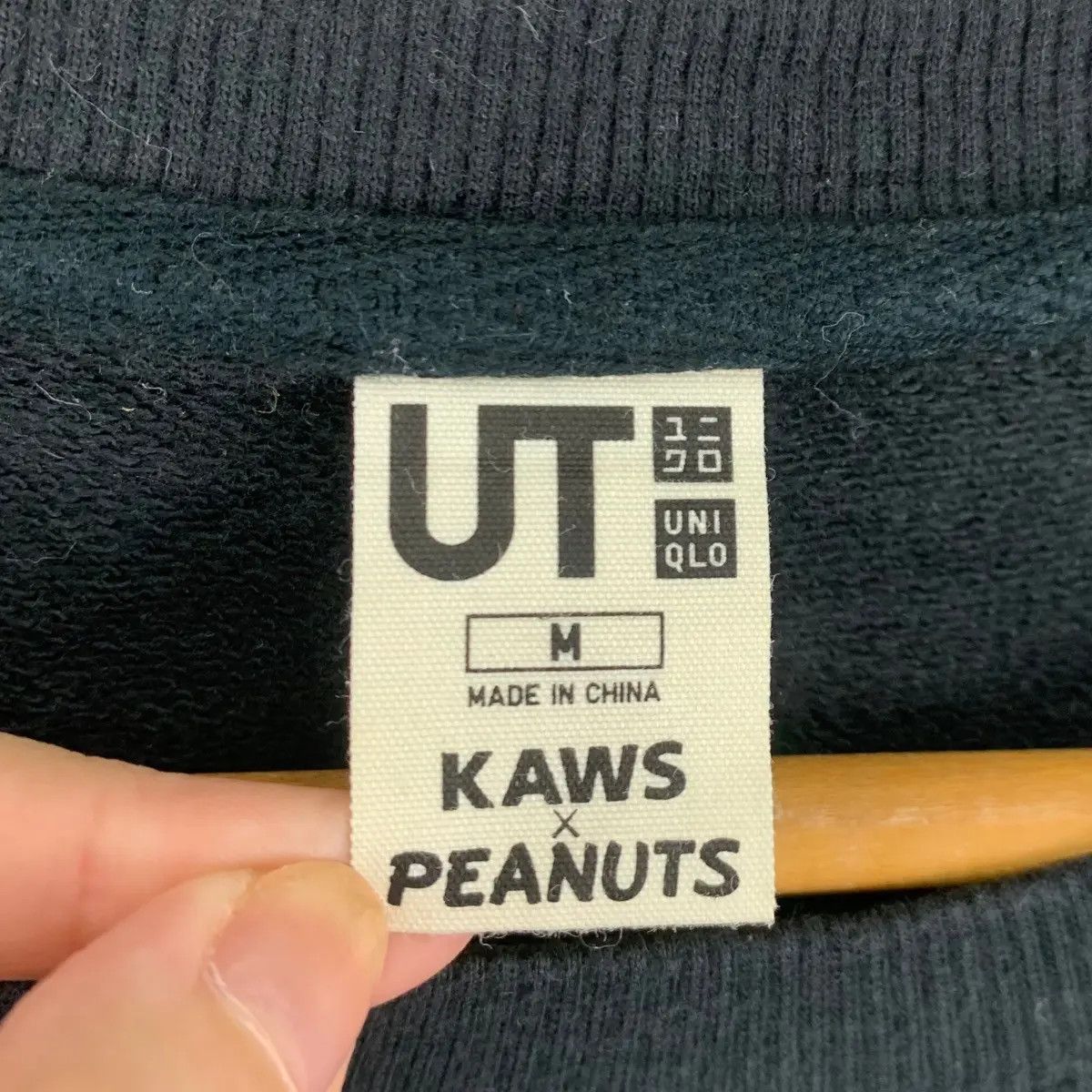 Kaws × Peanuts × Uniqlo UT x KAWS x PEANUTS Snoopy Character With Skateboard Print Size US M / EU 48-50 / 2 - 5 Thumbnail