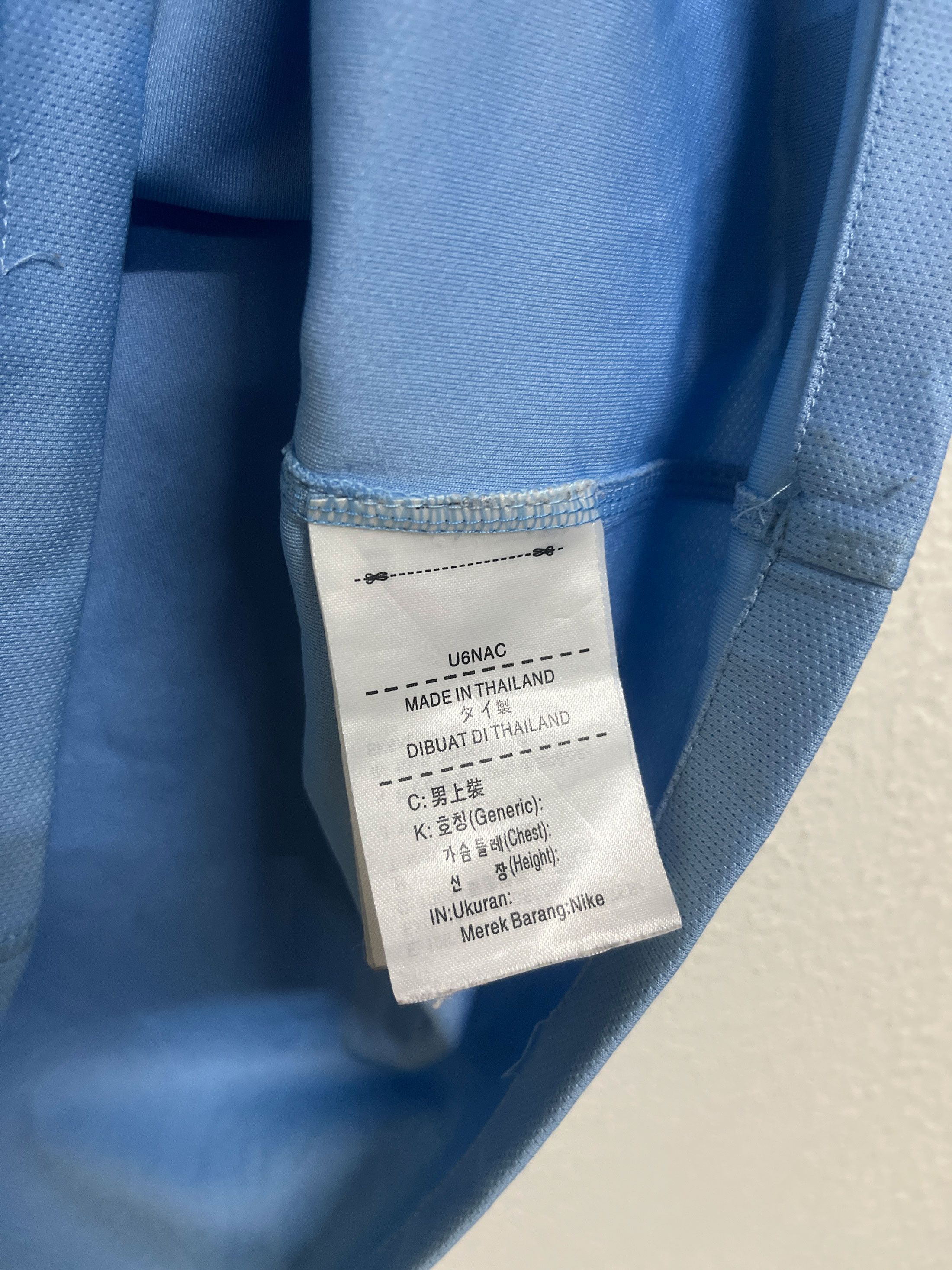 Sports Specialties Nike Manchester City G. Jesus 2018 Kit Jersey Football Size US M / EU 48-50 / 2 - 4 Thumbnail