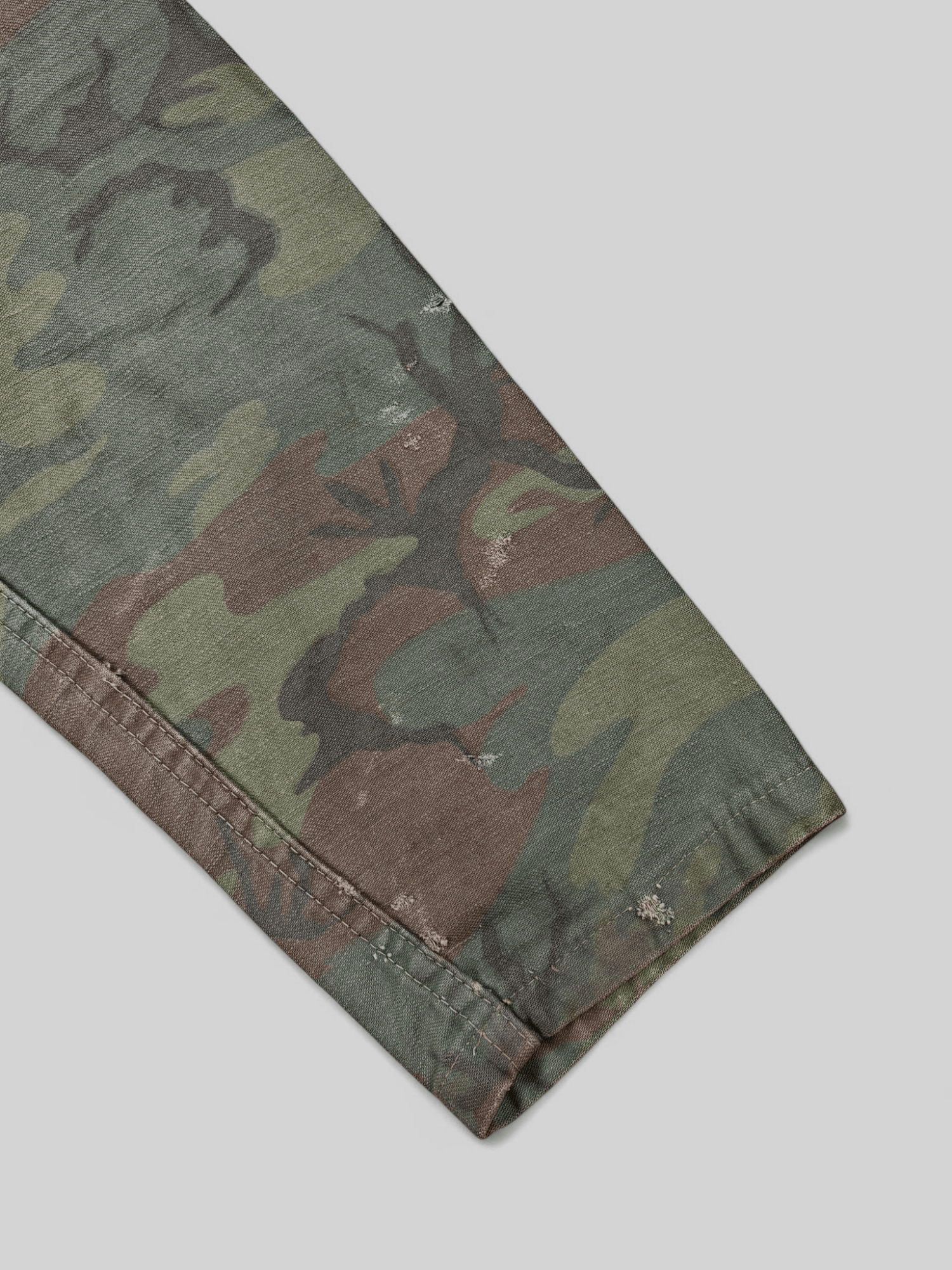 Vintage Vintage 1950s Experimental ERDL Camo Work Jacket Size US L / EU 52-54 / 3 - 8 Thumbnail