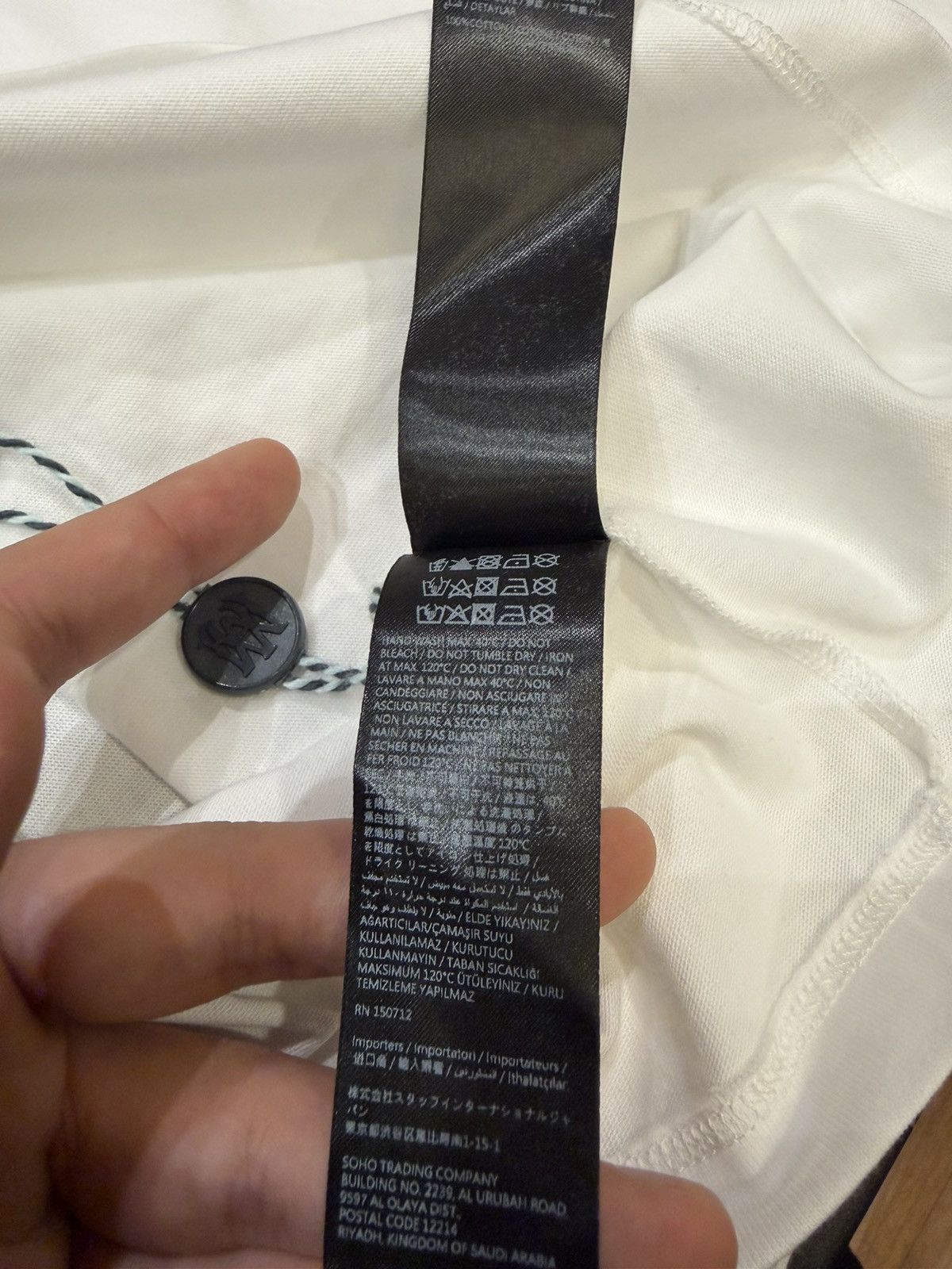 Amiri Amiri Chateau Crest Tee Size US S / EU 44-46 / 1 - 5 Thumbnail