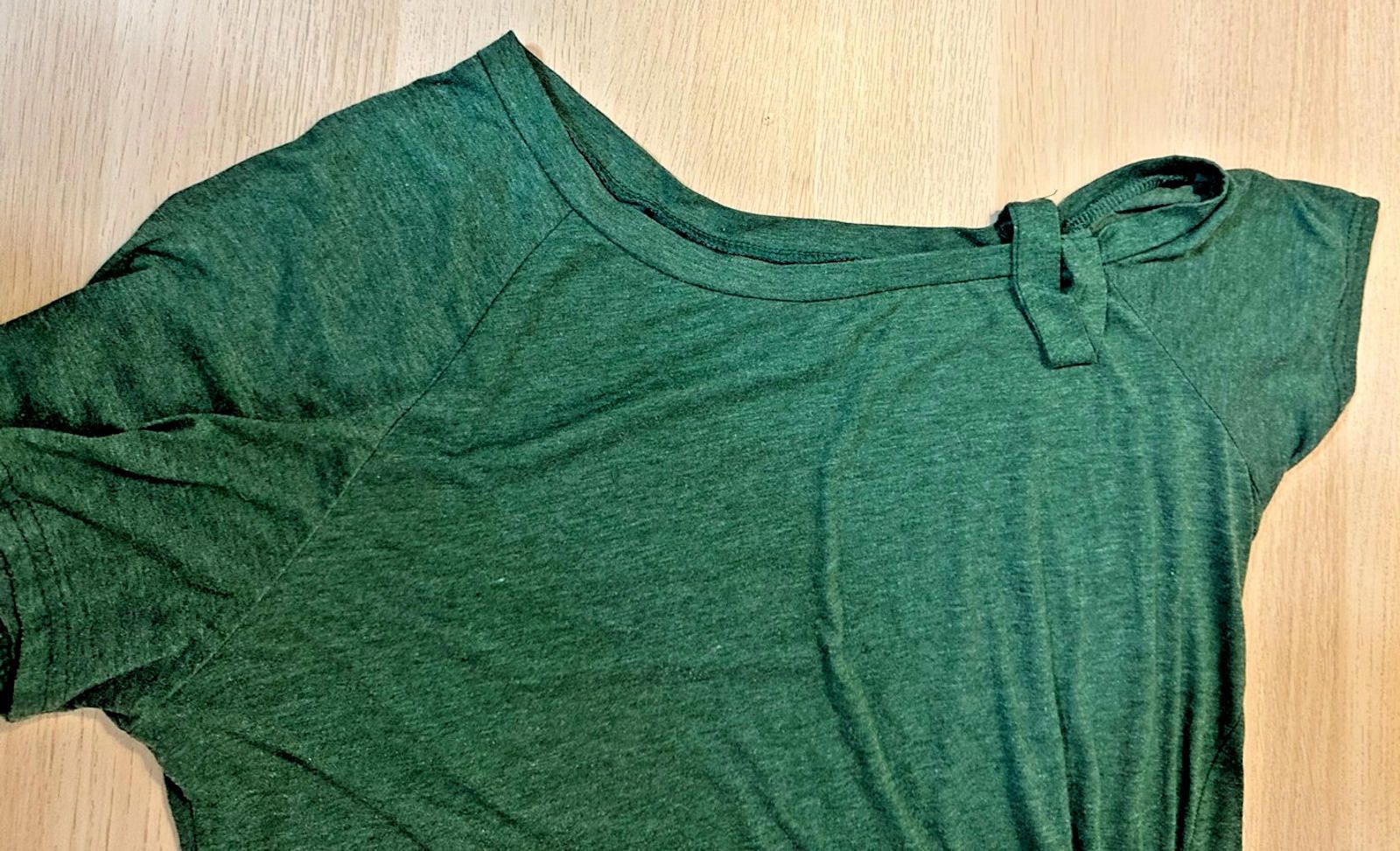 Designer Ladies’ Cold Shoulder Shirt – Emerald Green, Plus Size (2XL) Size XXL / US 16-18 / IT 52-54 - 1 Thumbnail