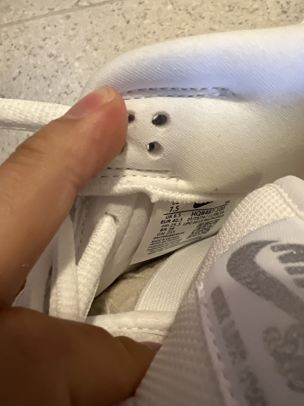 Nike × Supreme Nike SB Dunk low Supreme White 89 Size US 7.5 / EU 40-41 - 3 Thumbnail