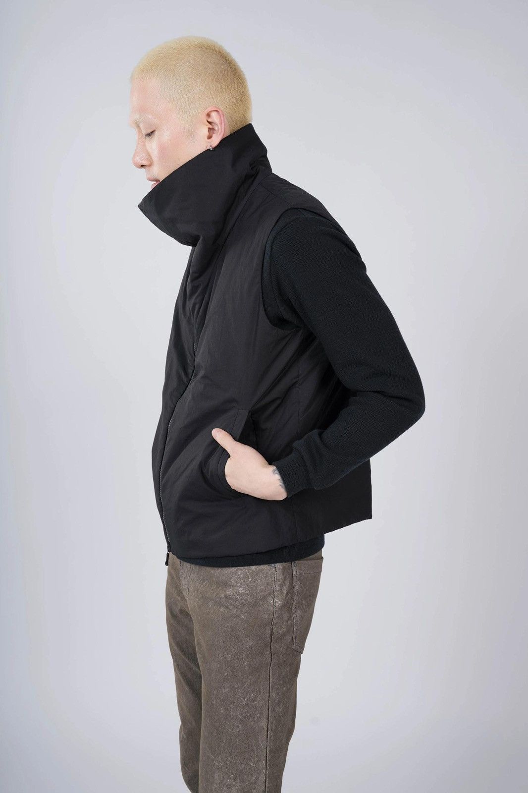 Outlier Outlier Acottondown 45 Cowlvest Medium Prototype Size US M / EU 48-50 / 2 - 12 Thumbnail