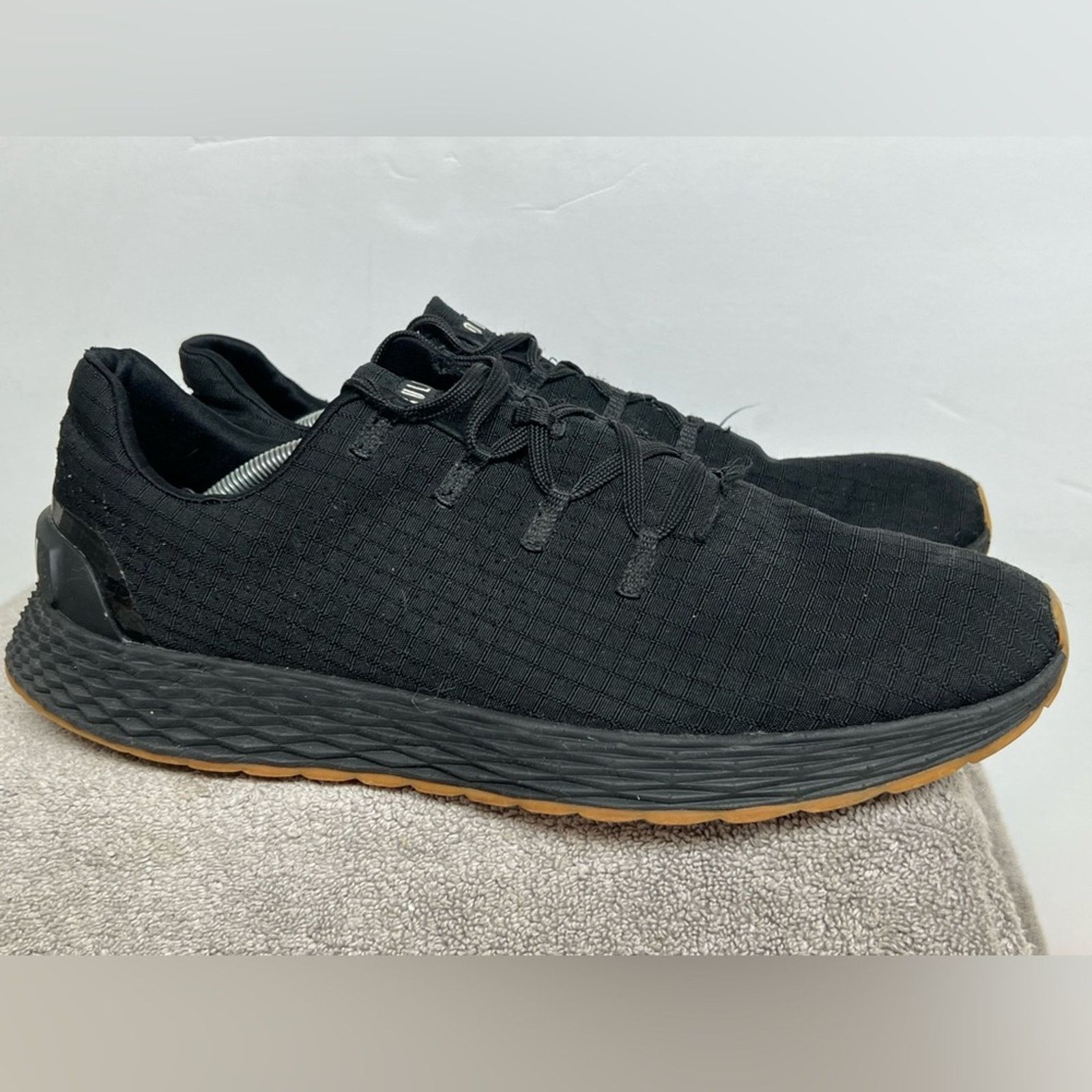 Other NOBULL Allday Ripstop Black Gum Running Shies Men’s Size 13 Size US 13 / EU 46 - 2 Thumbnail