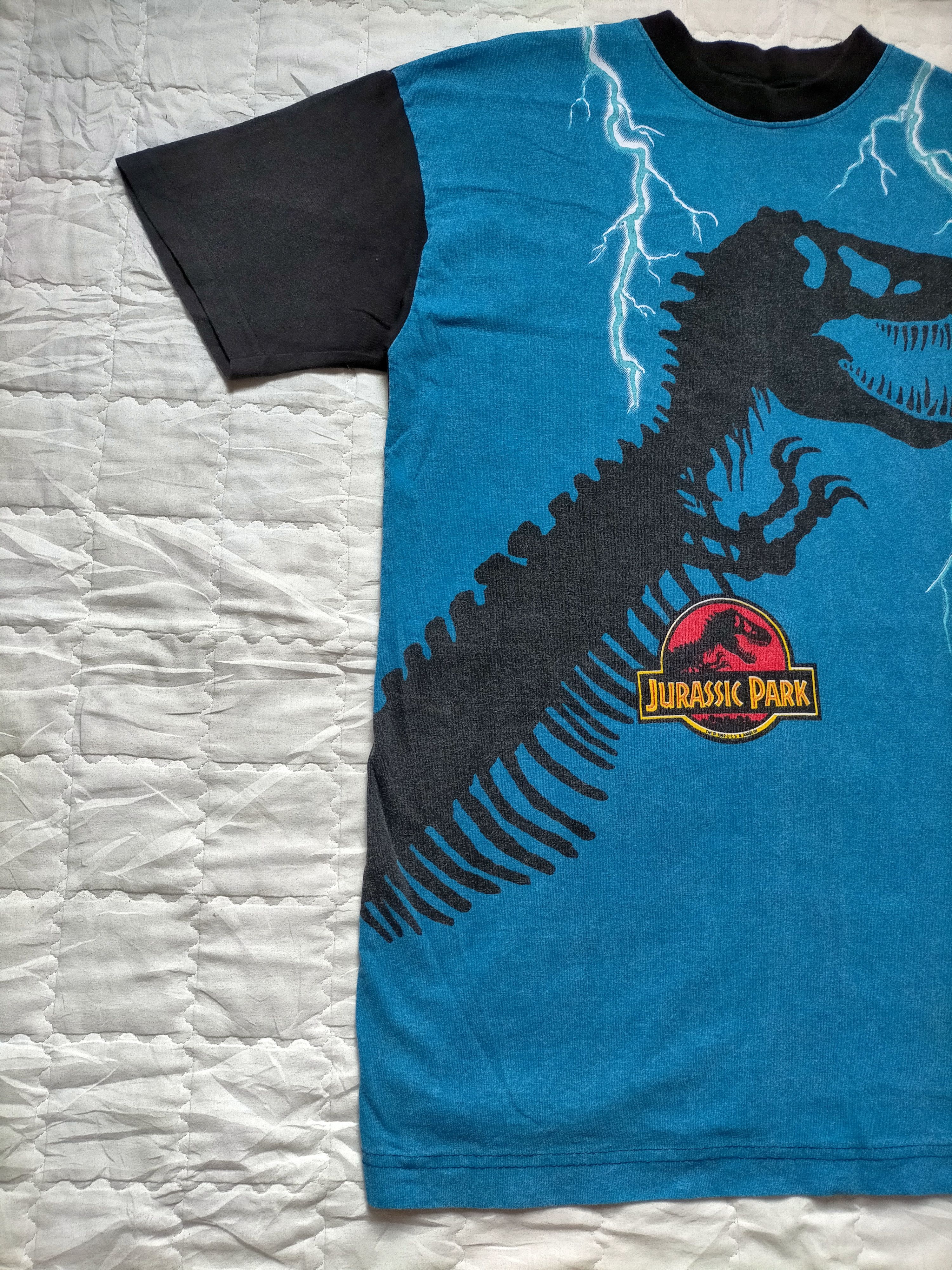 Vintage Vintage 1993 Jurassic Park tee Size US L / EU 52-54 / 3 - 3 Thumbnail