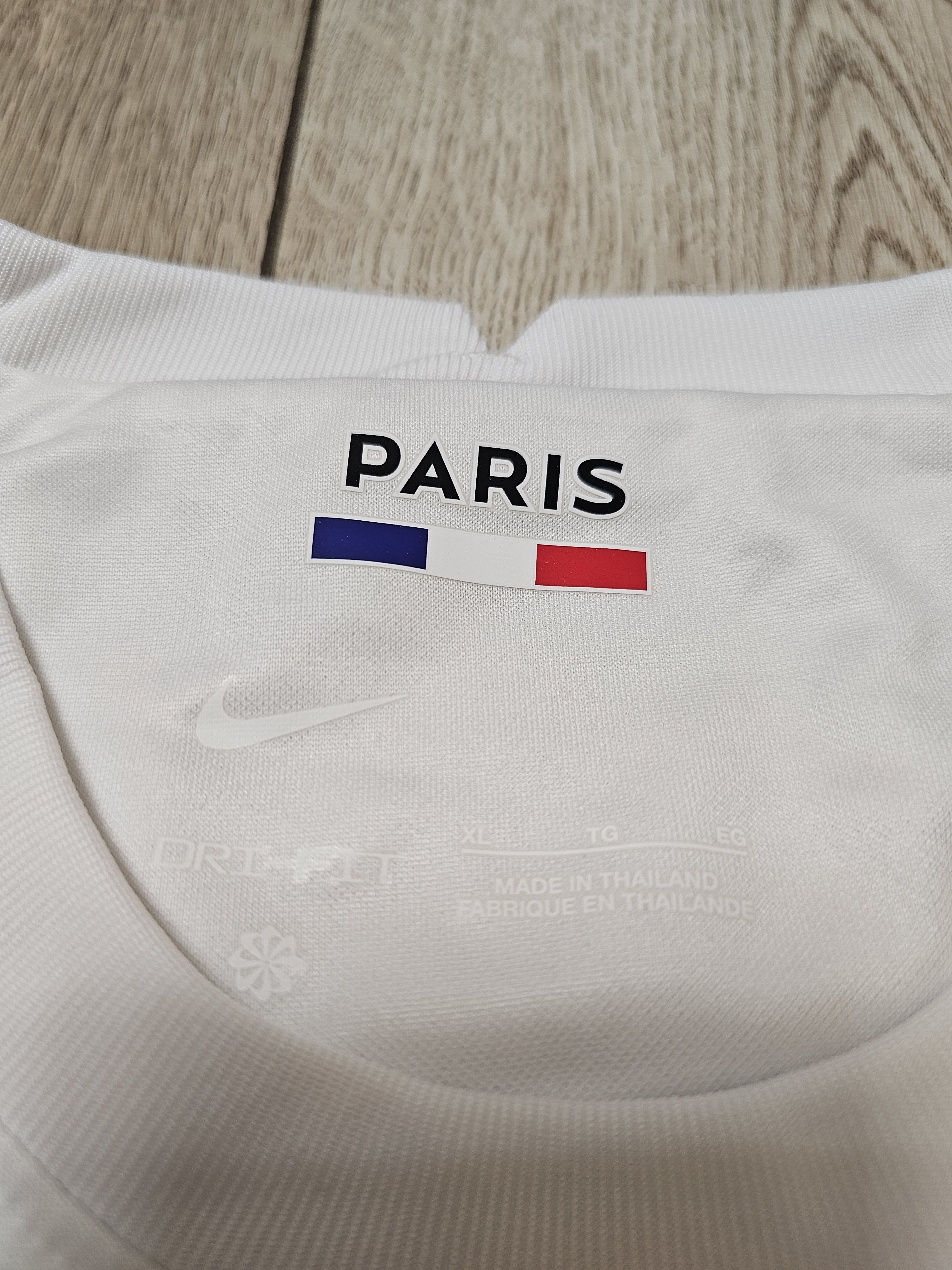 Nike PSG PARIS SAINT-GERMAIN MESSI AWAY FOOTBALL SOCCER JERSEY Size US XL / EU 56 / 4 - 8 Thumbnail