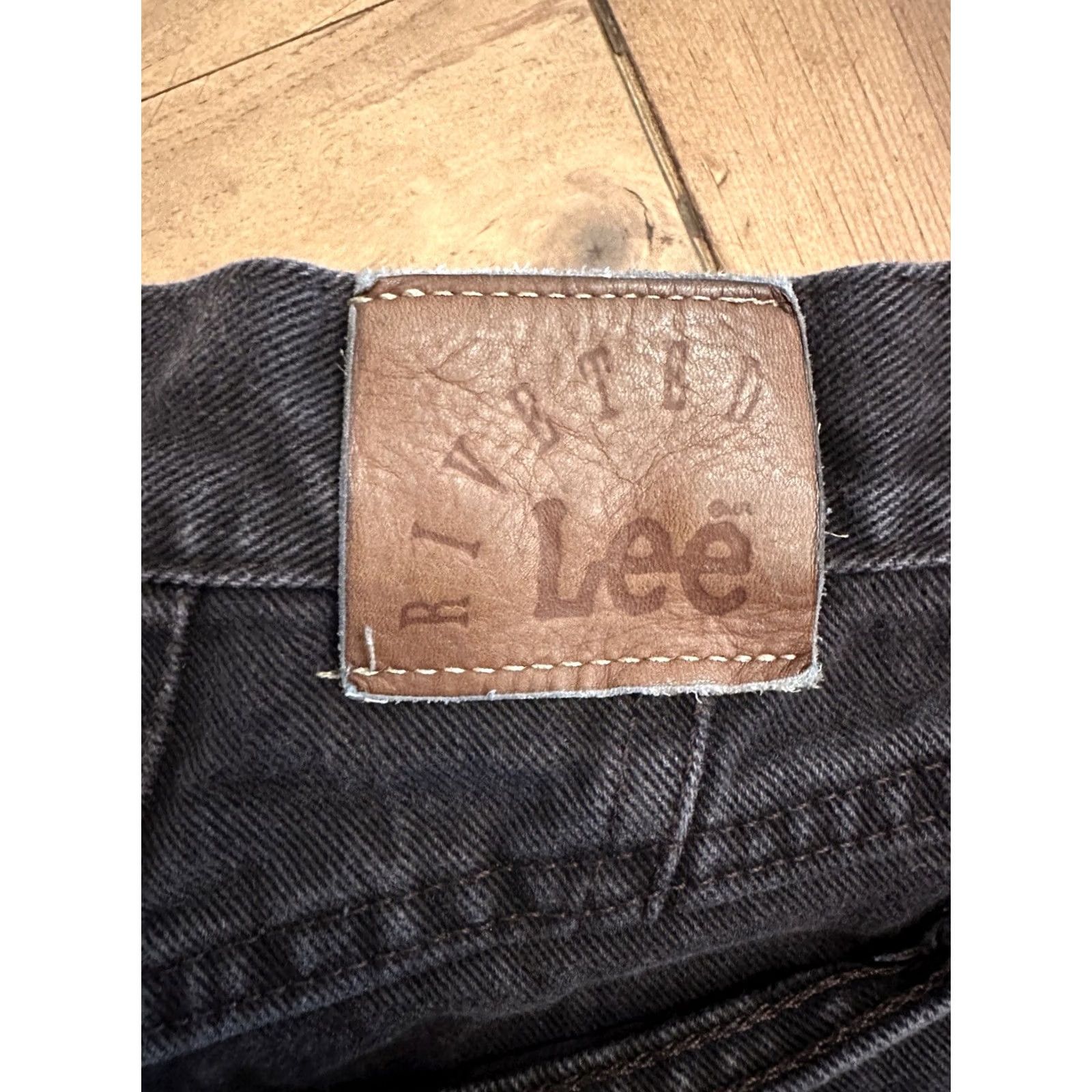 Lee VINTAGE Lee Mom Jeans Women 17 Black Riveted 80s USA Size 31x30 - Regular Straight Knit? Size 24" / US 00 / IT 34 - 4 Thumbnail