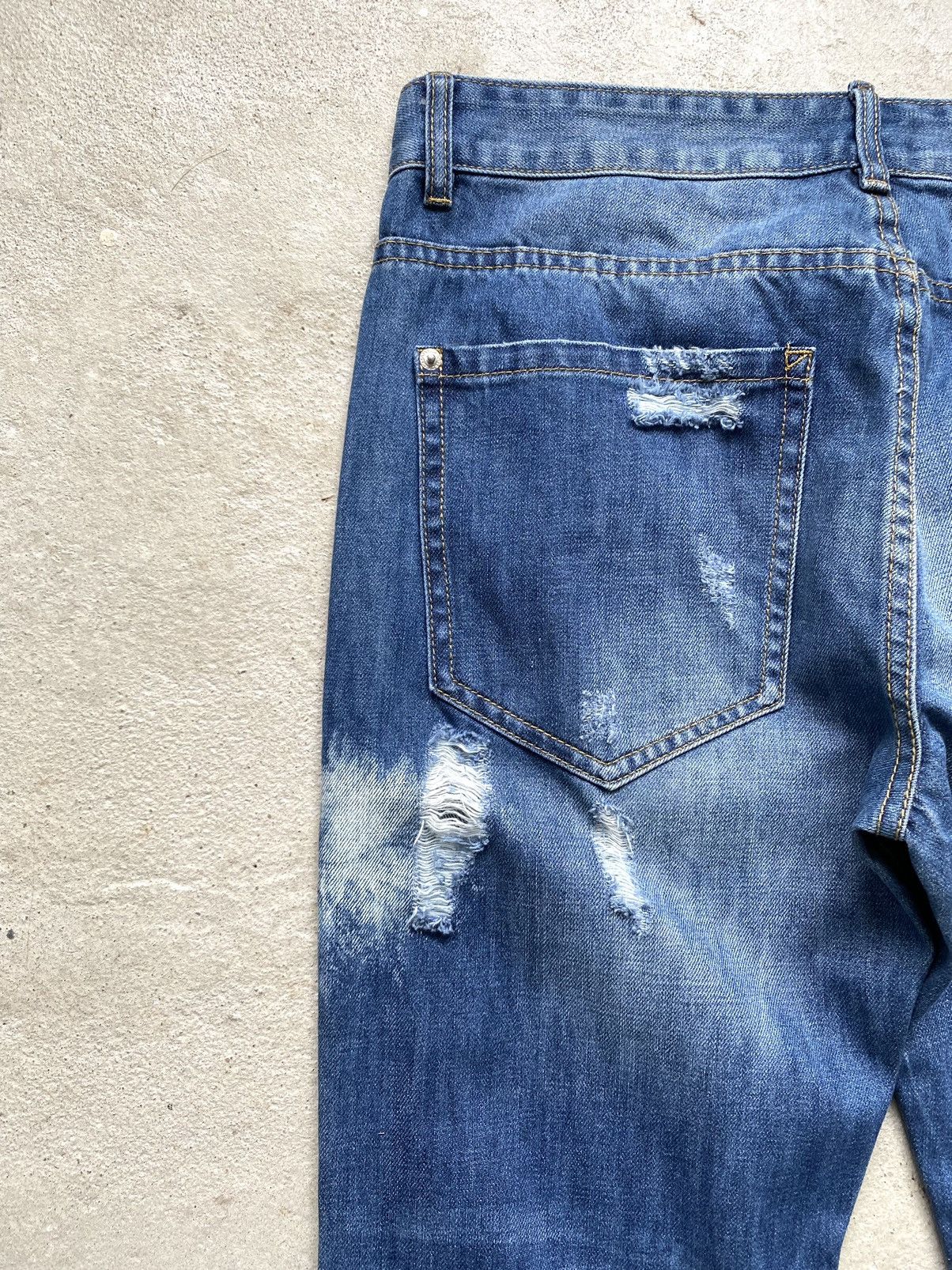 Dsquared2 Vintage Dsquared2 Distressed Patchwork Denim Pants Size US 34 / EU 50 - 15 Thumbnail