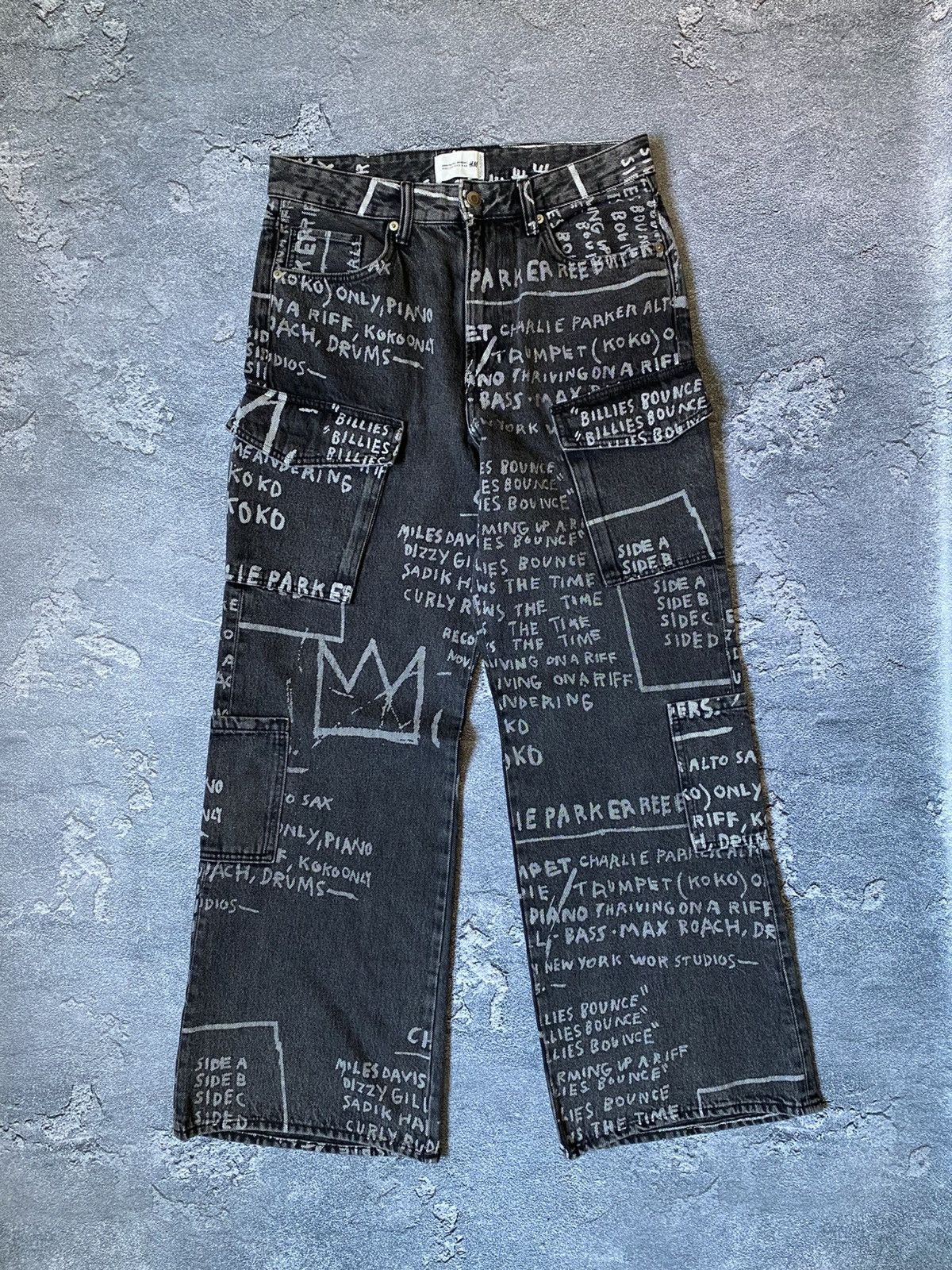 H&M × Jean-Michel Basquiat × Who Decides War Jean Michel Basquiat Who Decides War Bootcat Flare Jeans Size US 32 / EU 48 - 1 Thumbnail