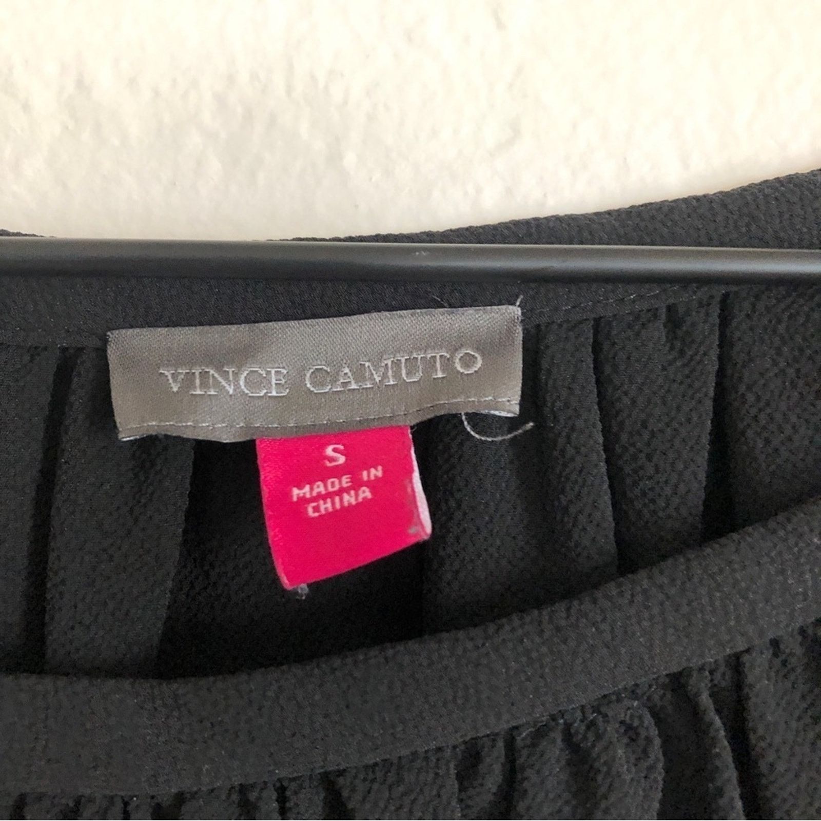 Vince Camuto Vince Camuto Black Flutter Flounce Semi-Sheer Blouse Top Size S / US 4 / IT 40 - 4 Thumbnail