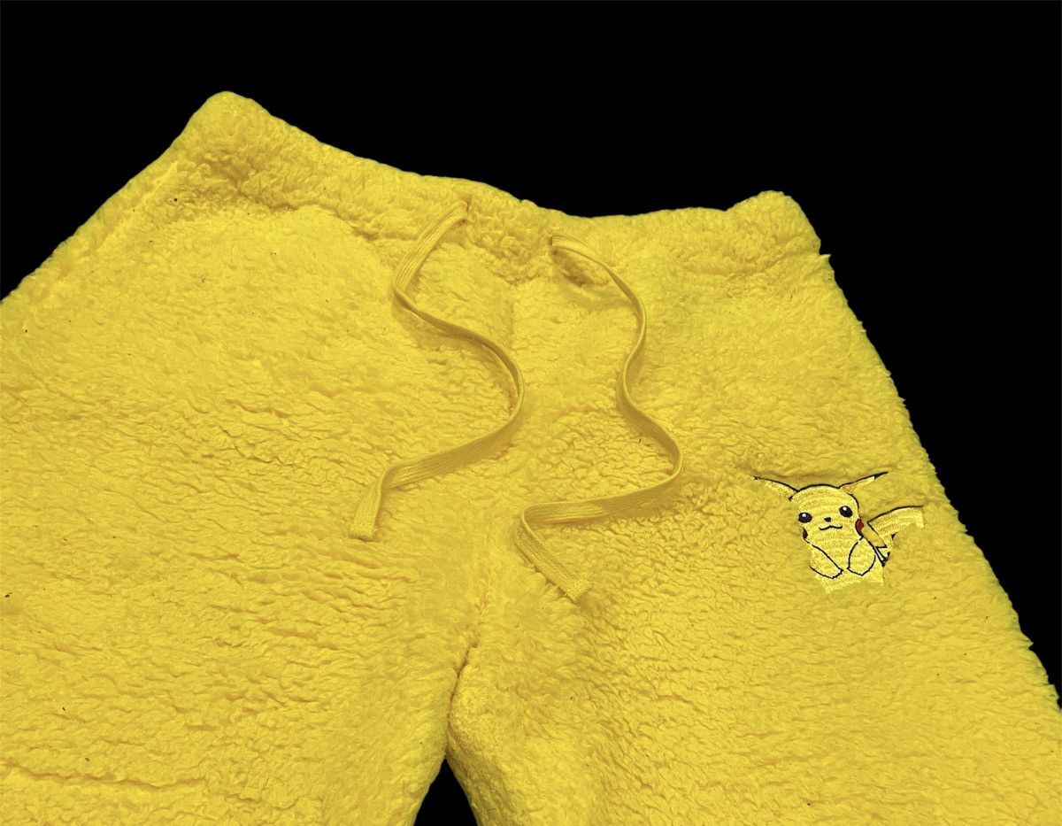 Japanese Brand Vintage Pokémon Pikachu Deep Fleece Sweatpants Size US 30 / EU 46 - 4 Thumbnail